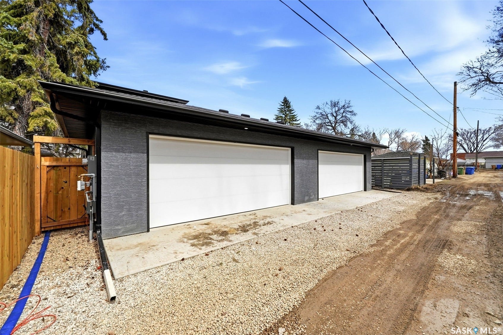 3917 Qu'appelle Drive, Regina SK S4S 0E1