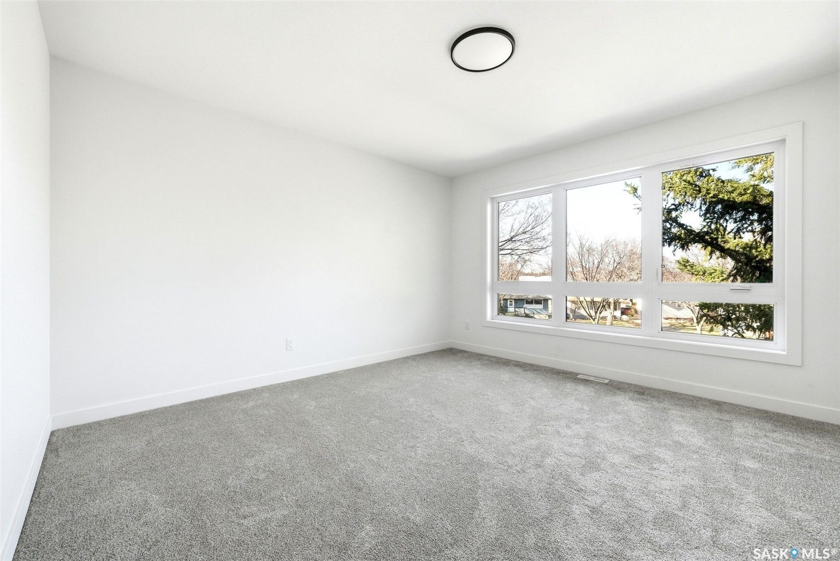 3917 Qu'appelle Drive, Regina SK S4S 0E1