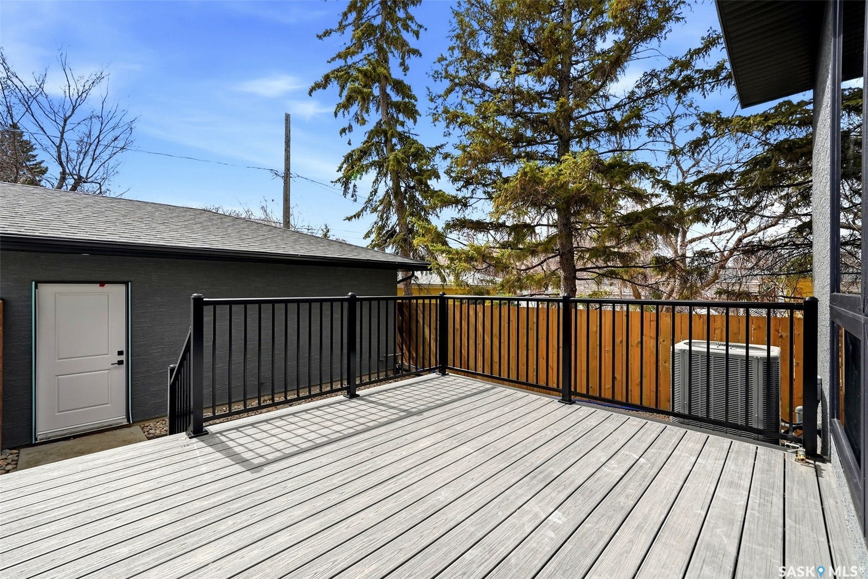 3919 Qu'appelle Drive, Regina SK S4S 0E1