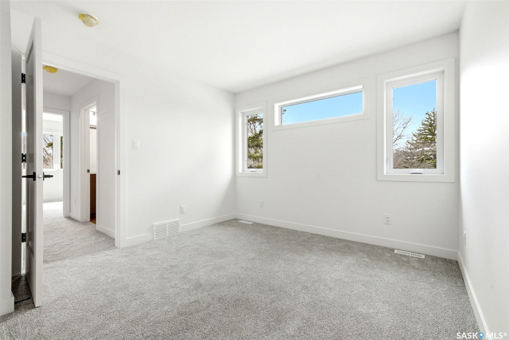 3919 Qu'appelle Drive, Regina SK S4S 0E1