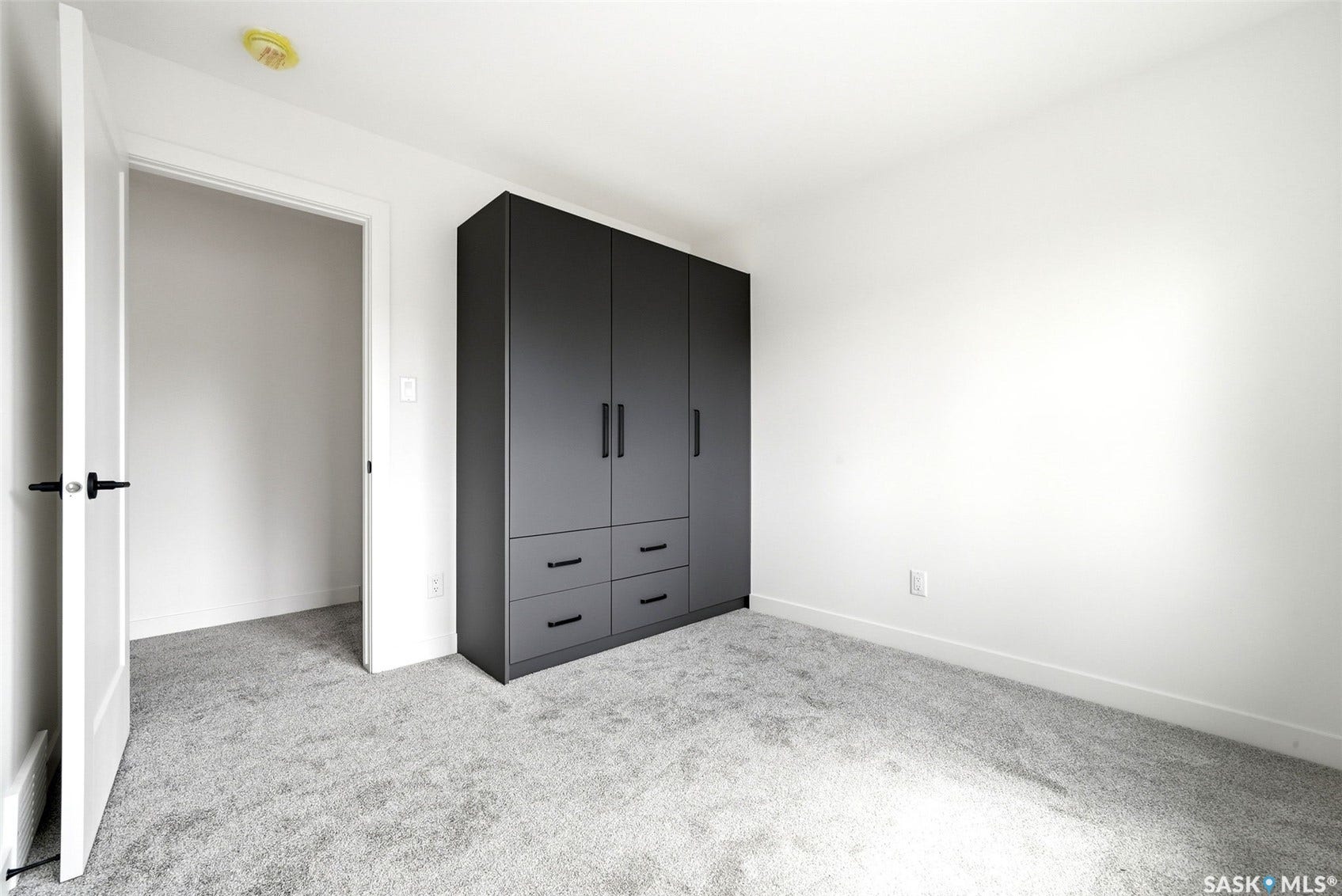 3919 Qu'appelle Drive, Regina SK S4S 0E1