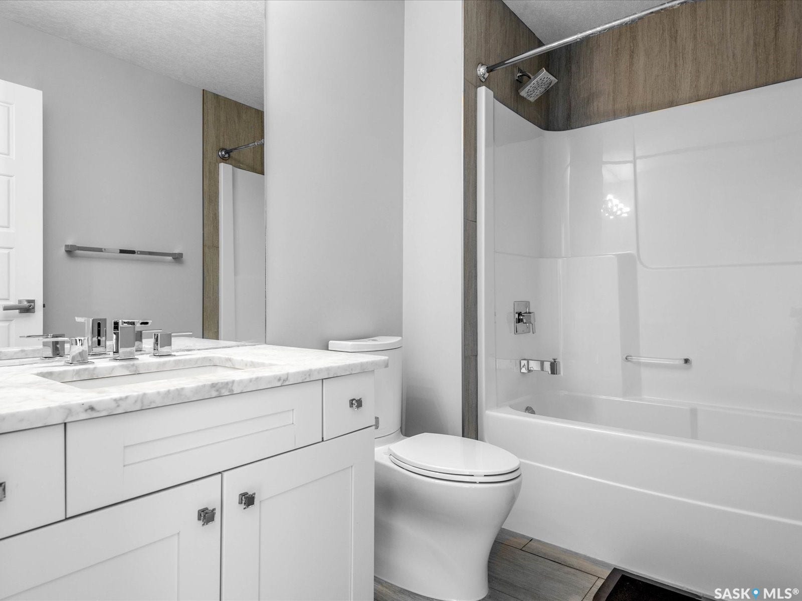 3633 GREEN WATER Drive, Regina SK S4V 1R3 3633 GREEN WATER Drive, Regina SK S4V 1R3