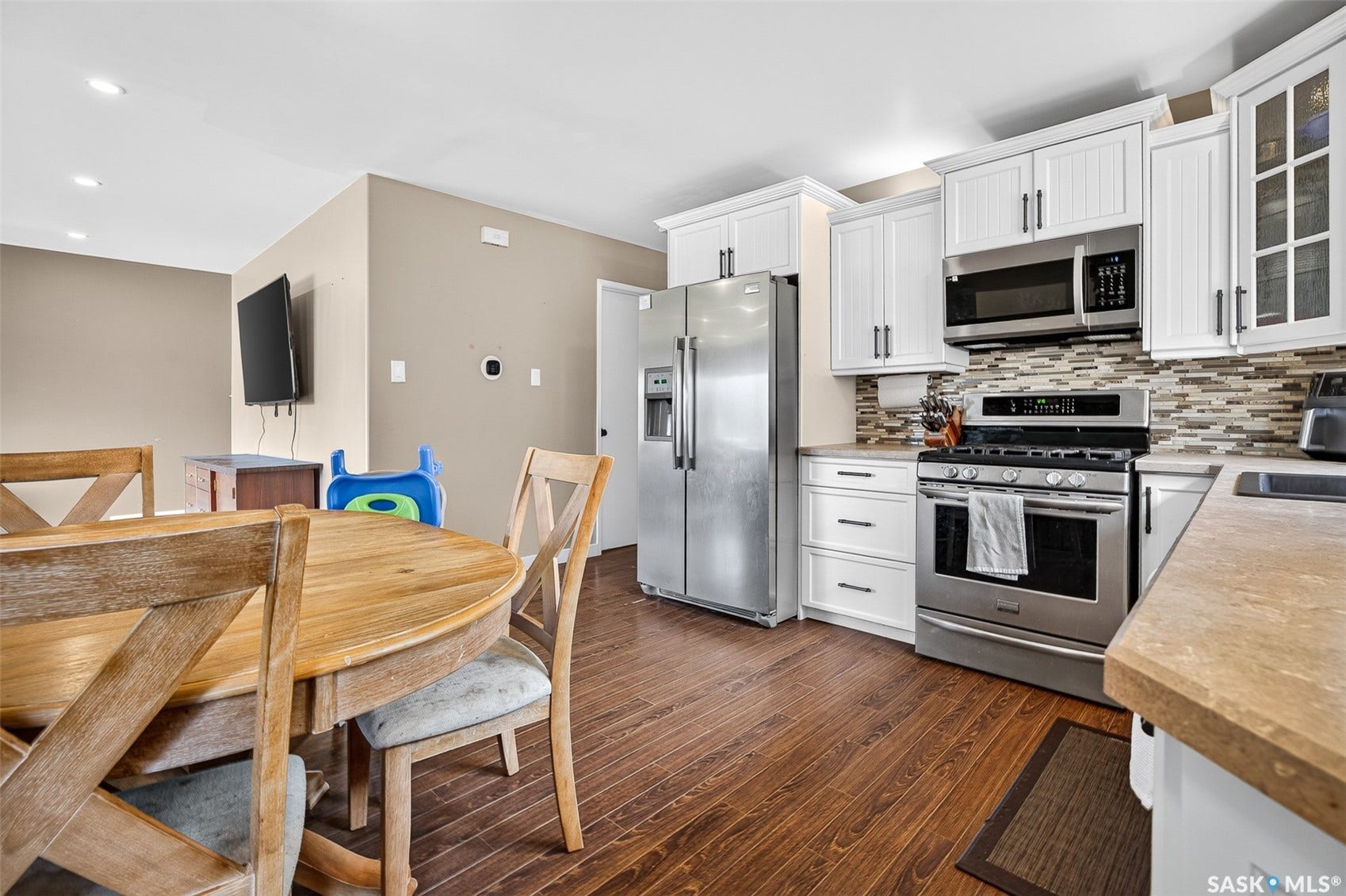 1214 Grandview Street W, Moose Jaw SK S6H 5M2