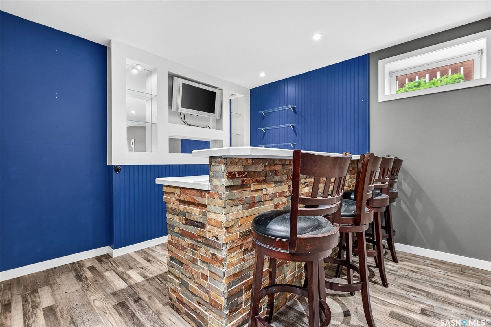 1214 Grandview Street W, Moose Jaw SK S6H 5M2