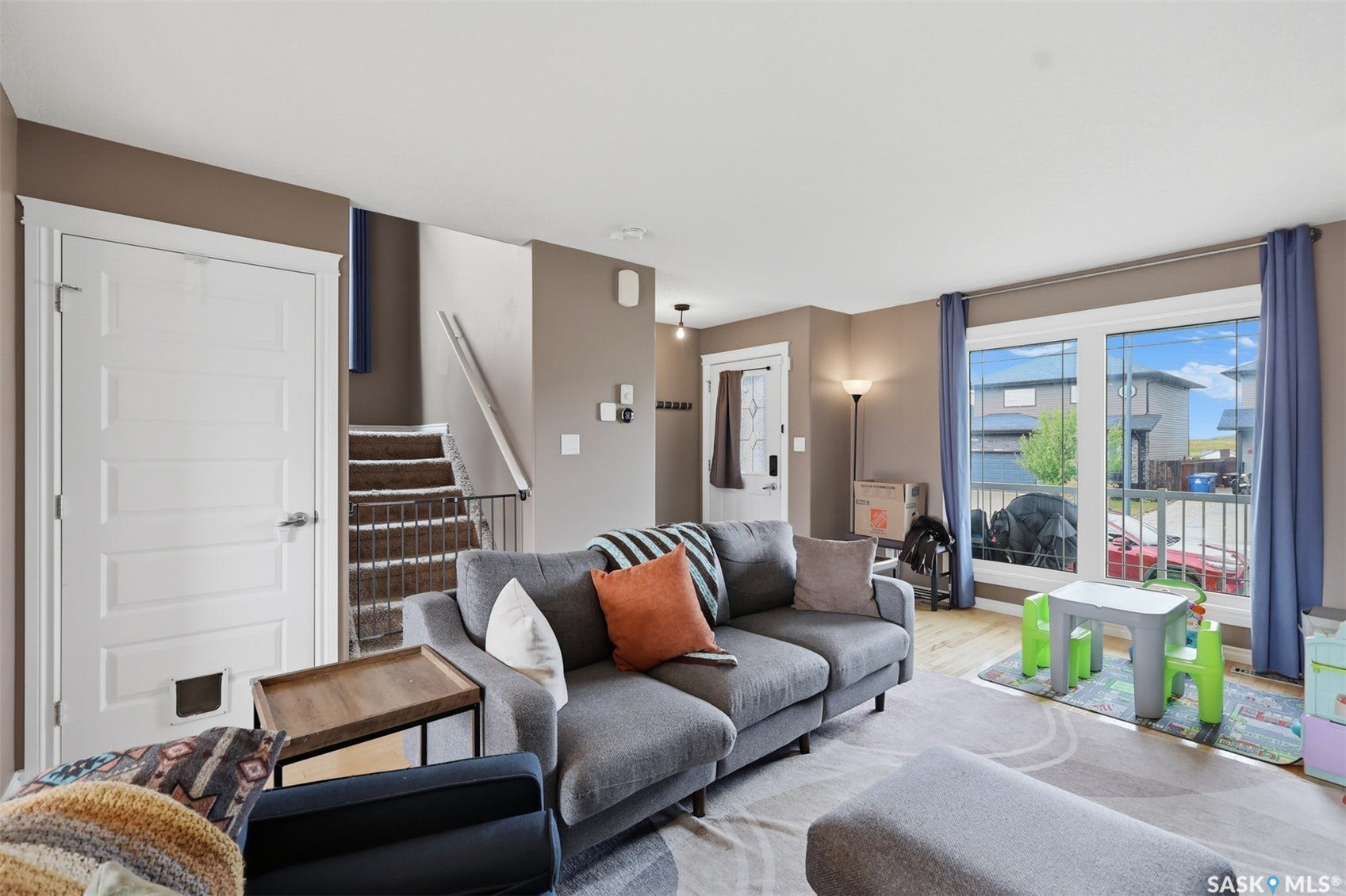 518 Klassen Crescent, Saskatoon SK S7R 0G2