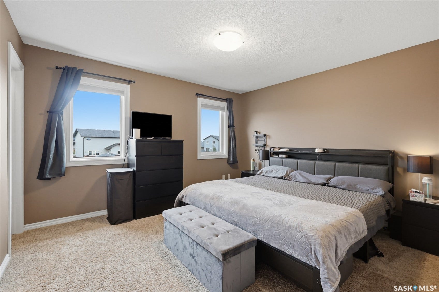518 Klassen Crescent, Saskatoon SK S7R 0G2