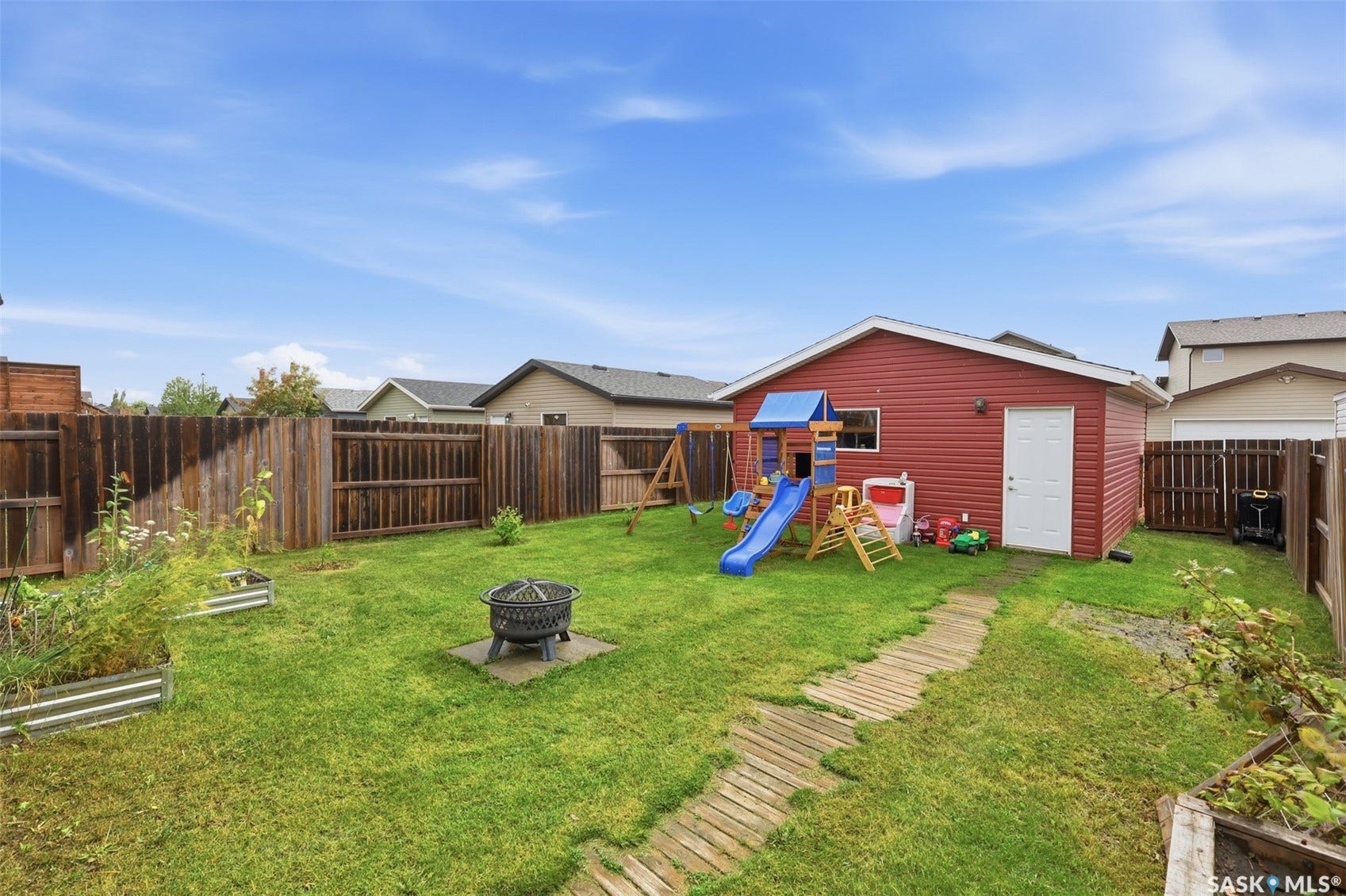 518 Klassen Crescent, Saskatoon SK S7R 0G2