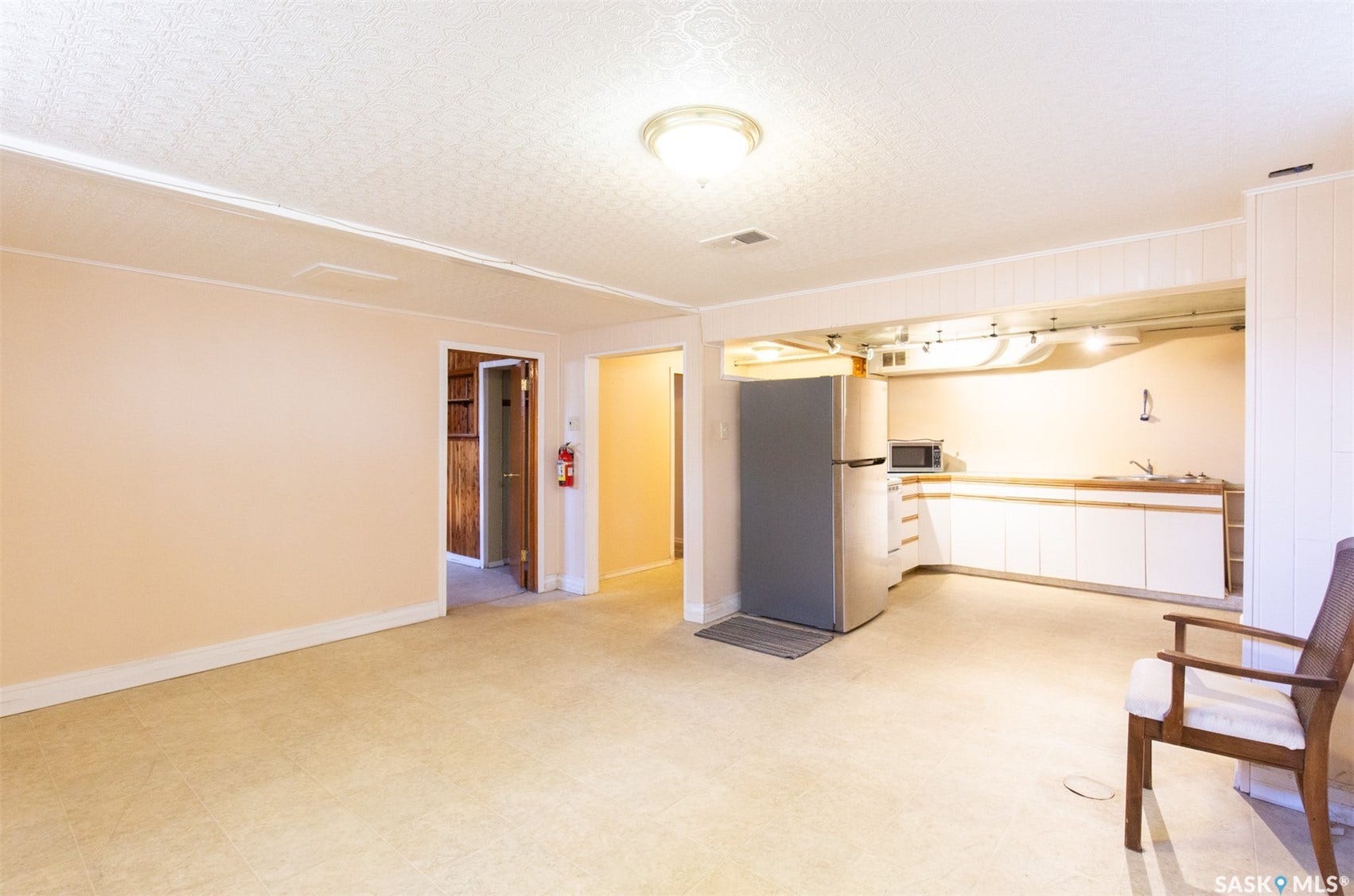 1204 3rd Avenue NW, Moose Jaw SK S6H 3V3
