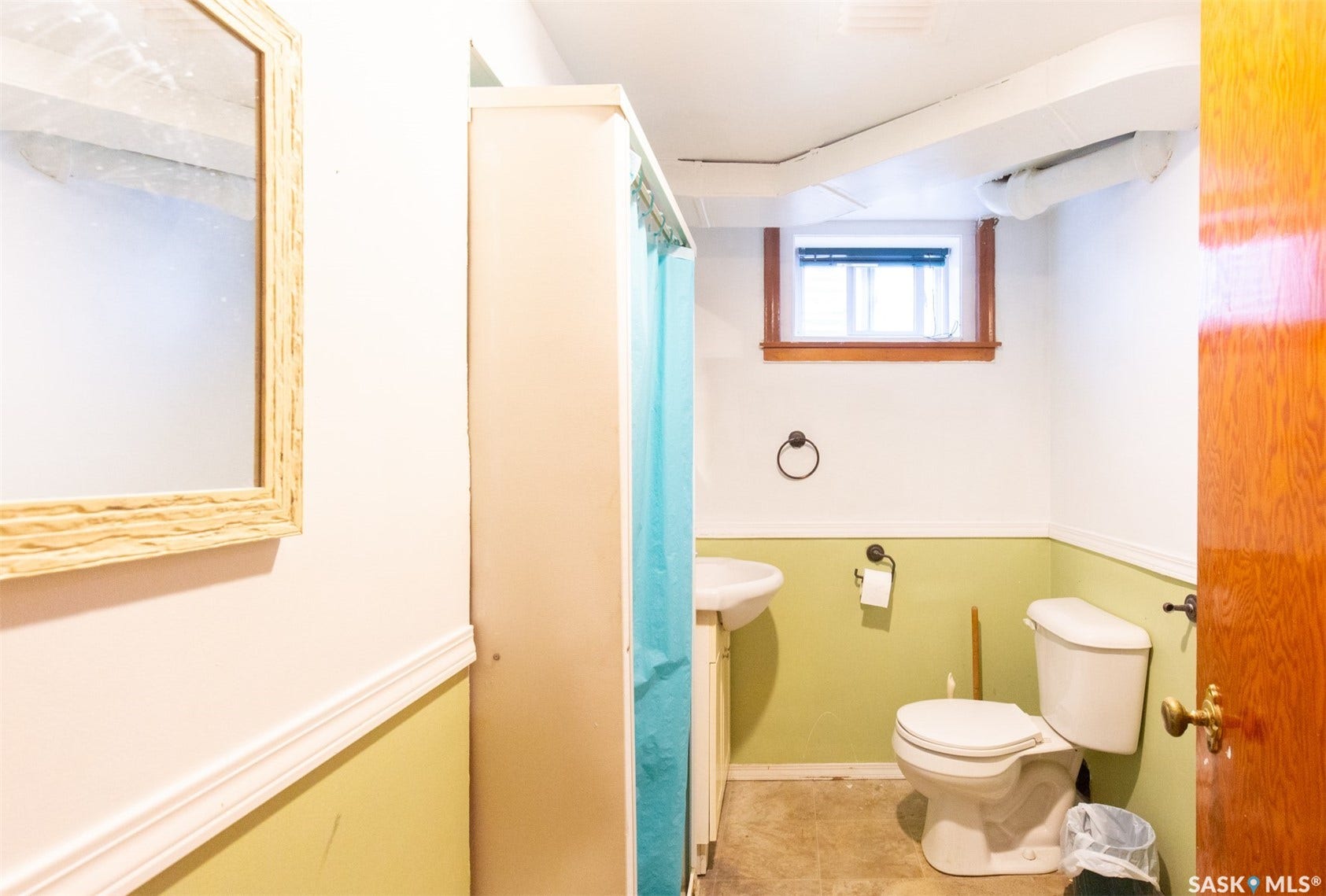 1204 3rd Avenue NW, Moose Jaw SK S6H 3V3