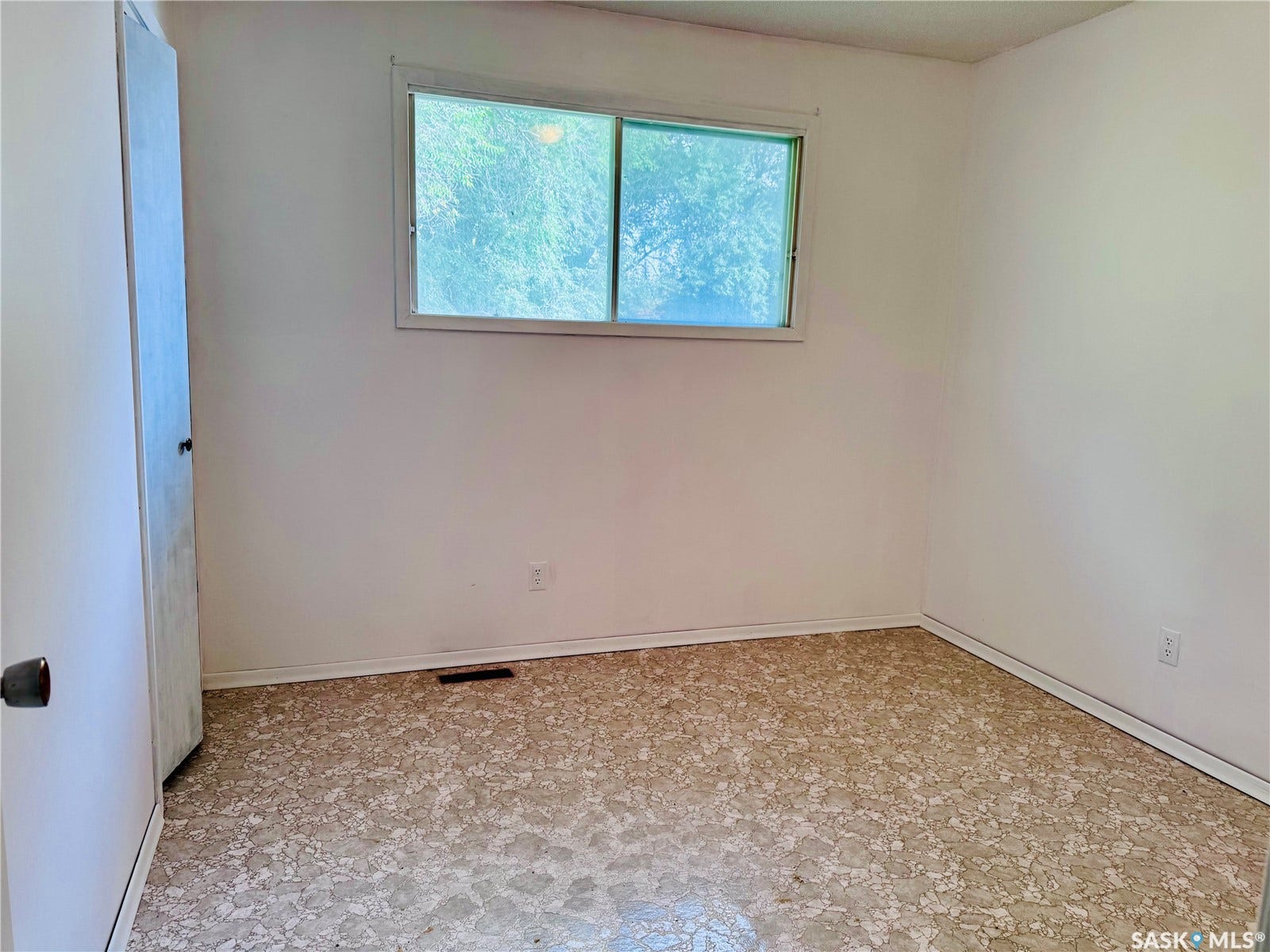 917 Galt Street, Whitewood SK S0G 5C0