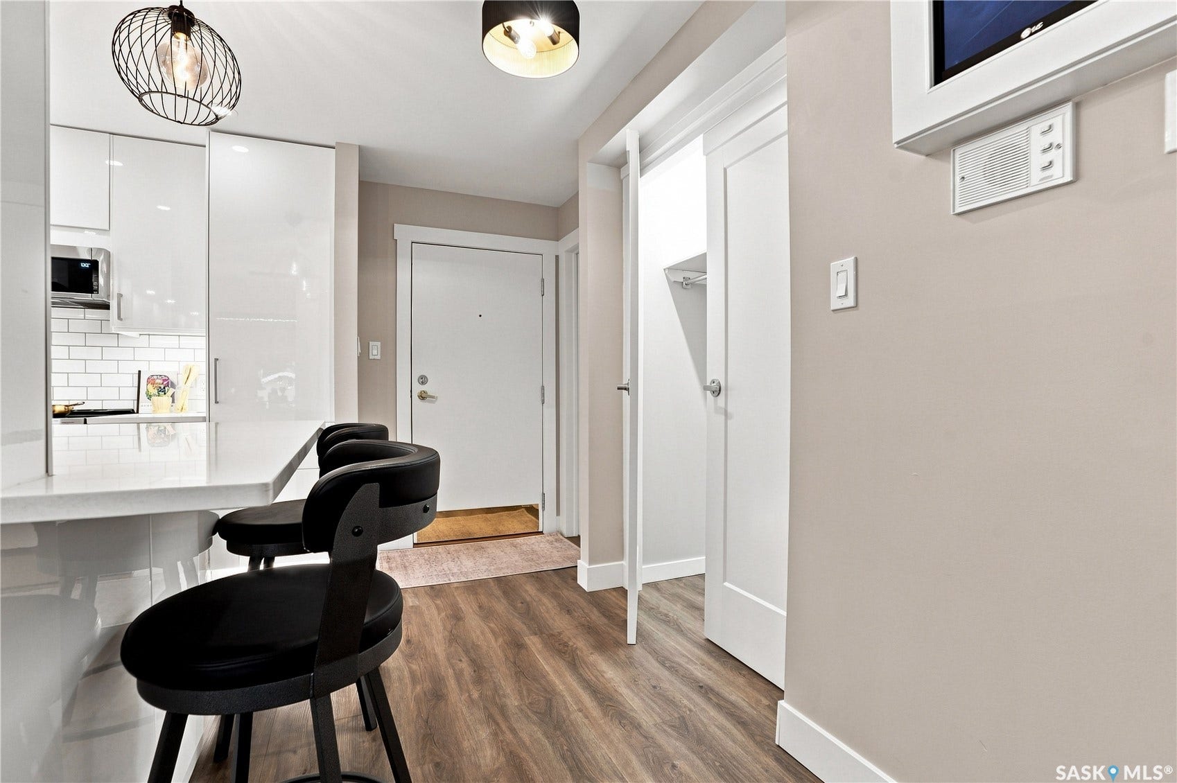 410 Main Street, #105, Saskatoon SK S7N 0B8
