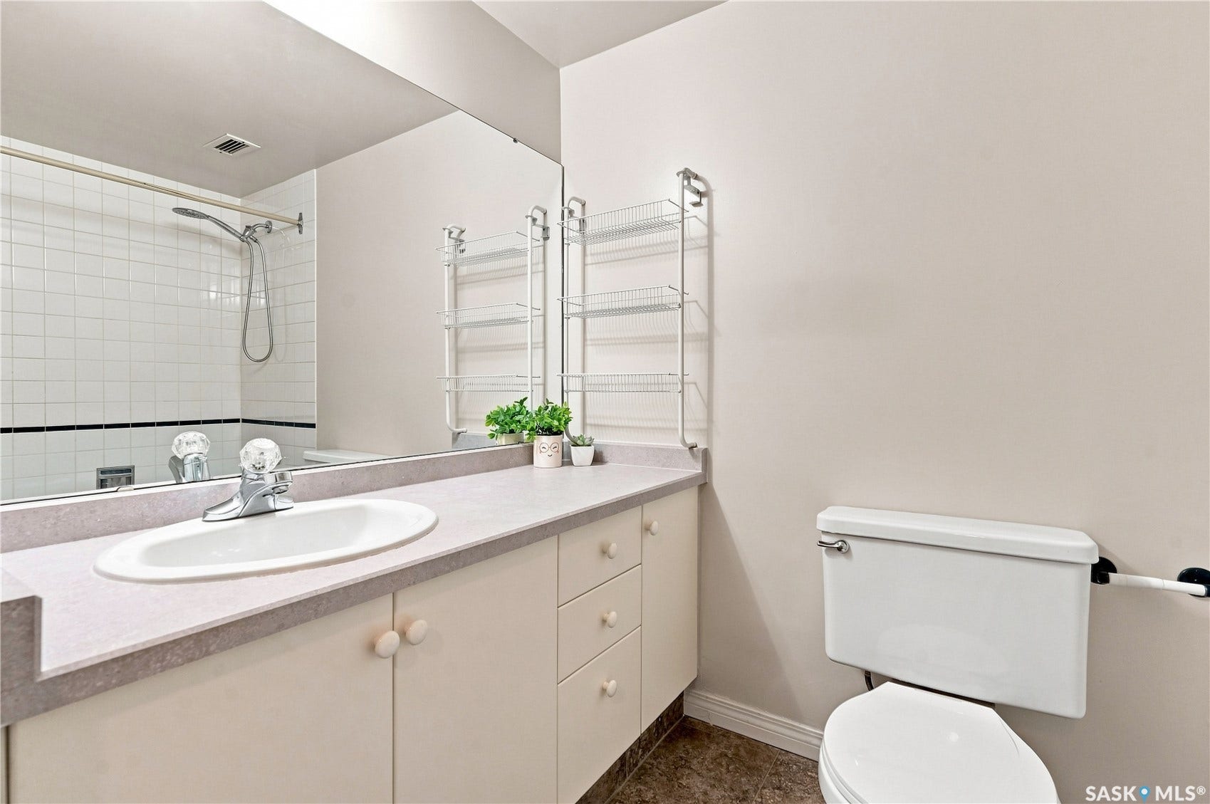 2830 Gordon Road, #208, Regina SK S4S 6A1