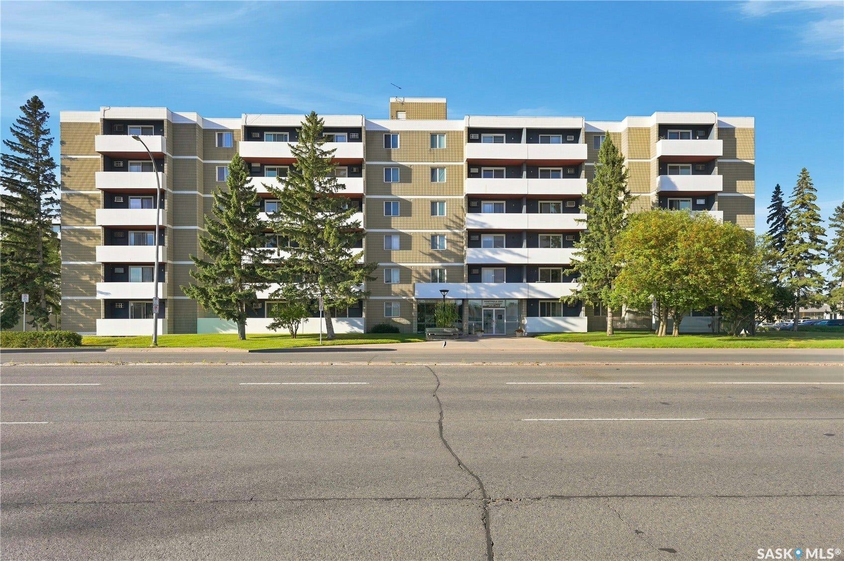 2830 Gordon Road, #208, Regina SK S4S 6A1