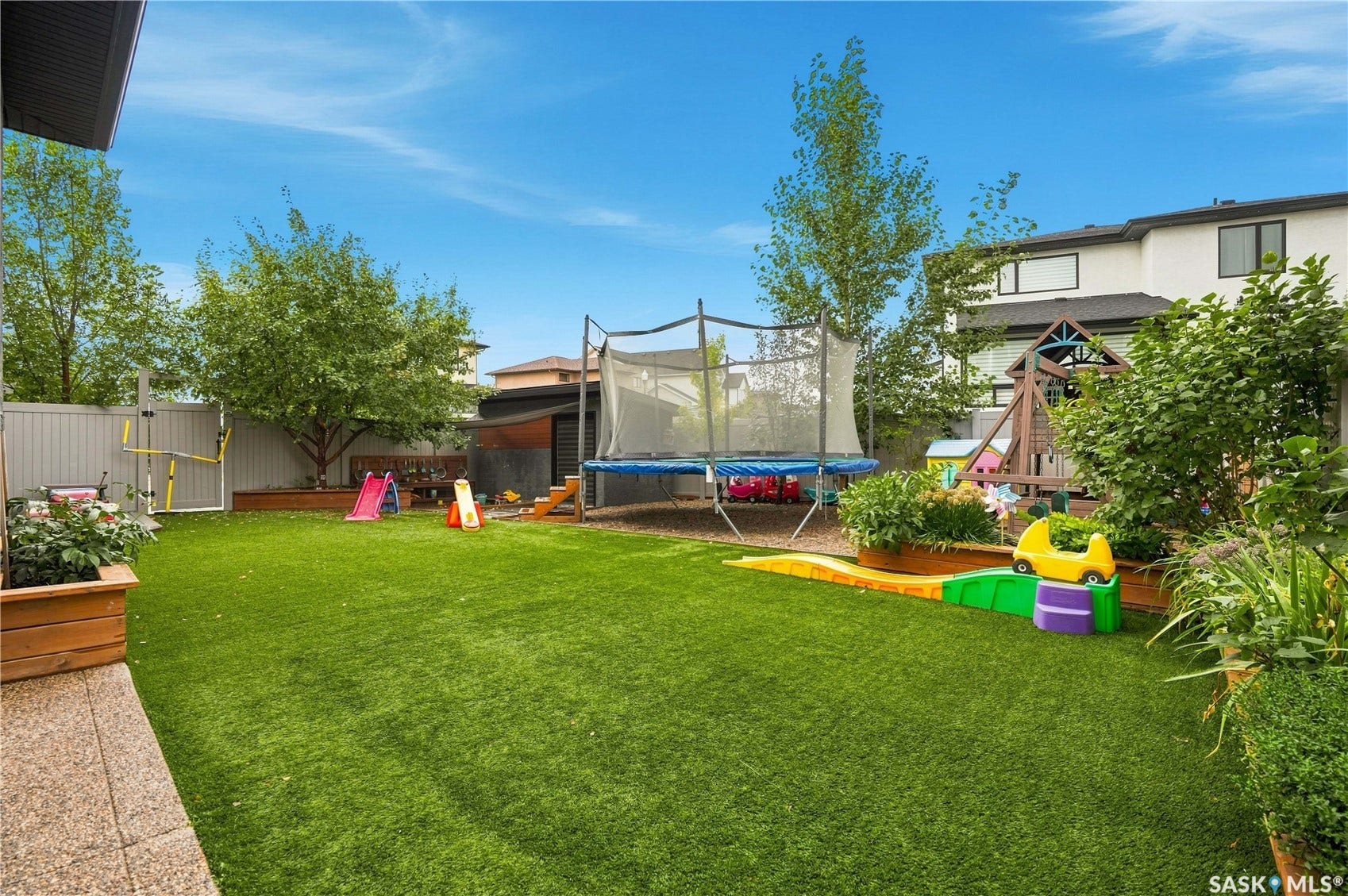 4302 Sage Crescent E, Regina SK S4V 3L6 4302 Sage Crescent E, Regina SK S4V 3L6