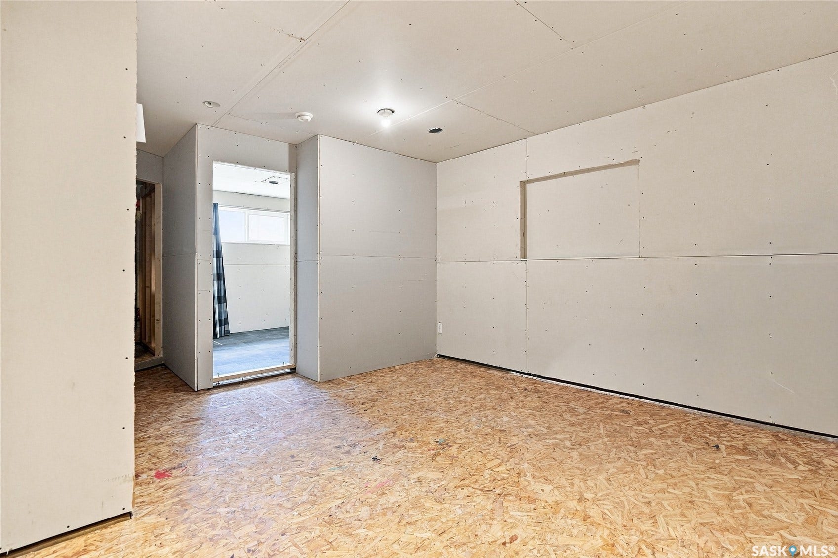 5540 Prefontaine Avenue, Regina SK S4W 0M8