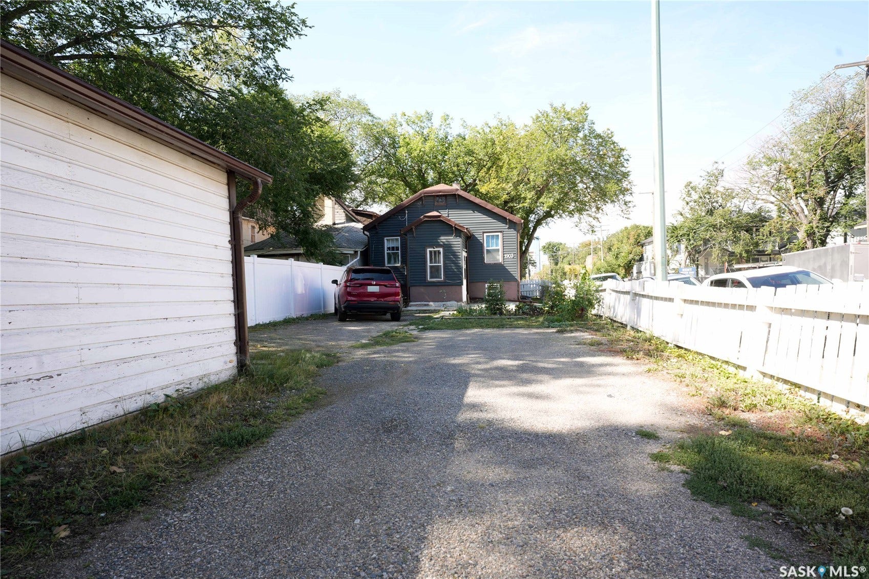 1903 Toronto Street, Regina SK S4P 1M9 1903 Toronto Street, Regina SK S4P 1M9