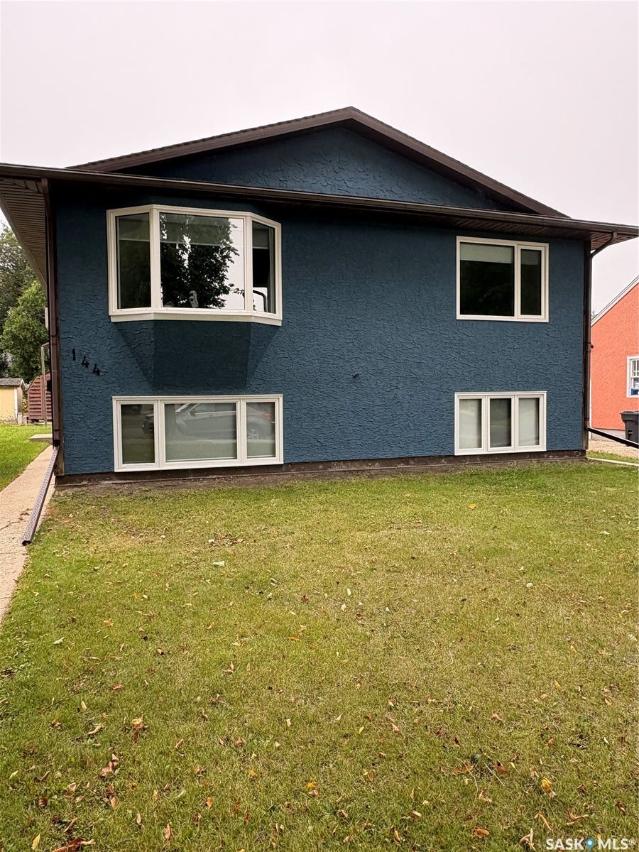 Property photo for 144 First Avenue N, Yorkton SK