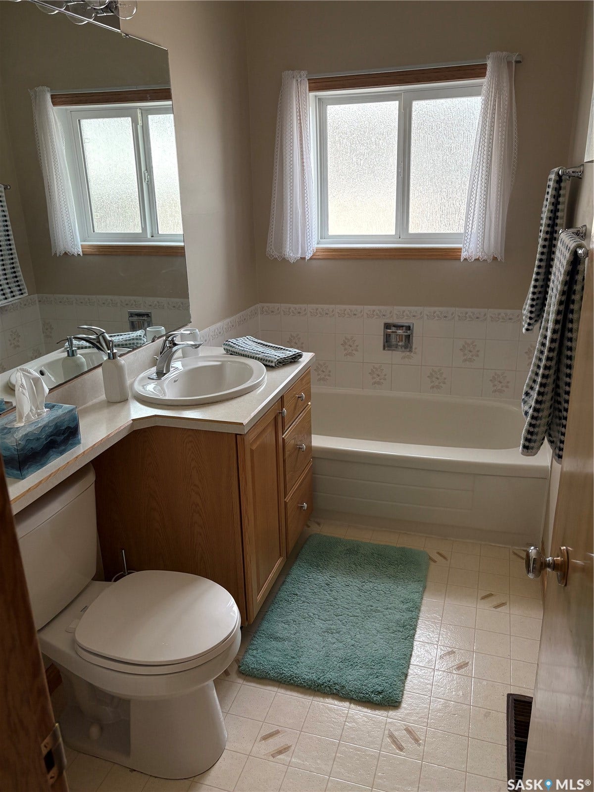 3116 3rd Avenue N, Regina SK S4R 0W6