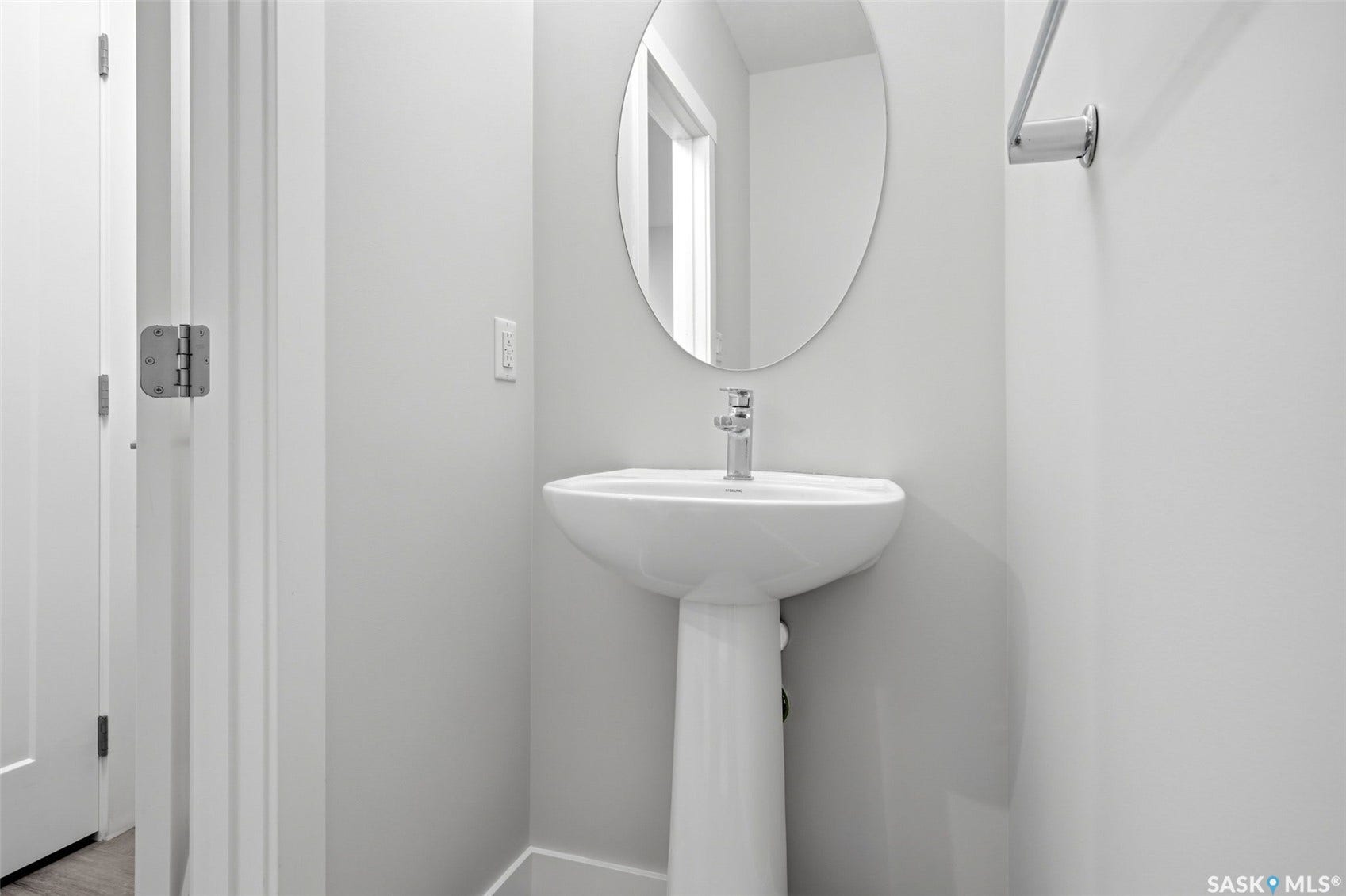 4241 E Keller Avenue, Regina SK S4V 3P8