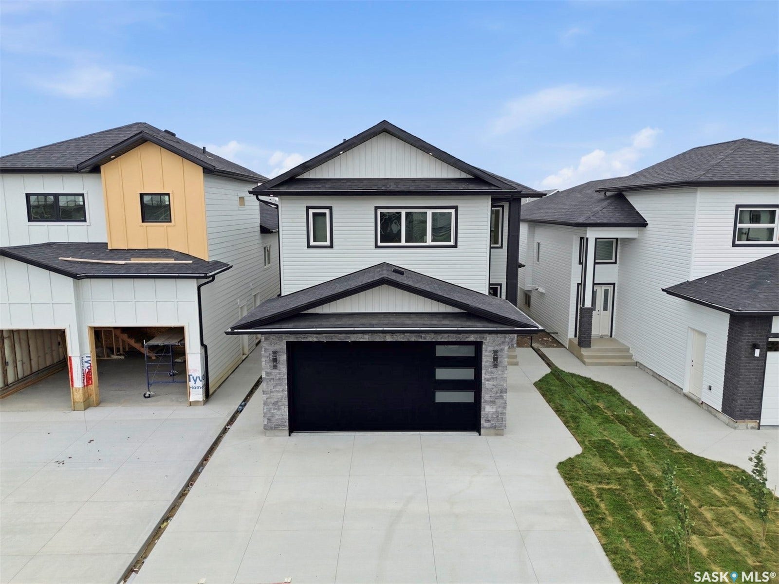 1215 Nightingale Terrace, Saskatoon SK S7L 7R6