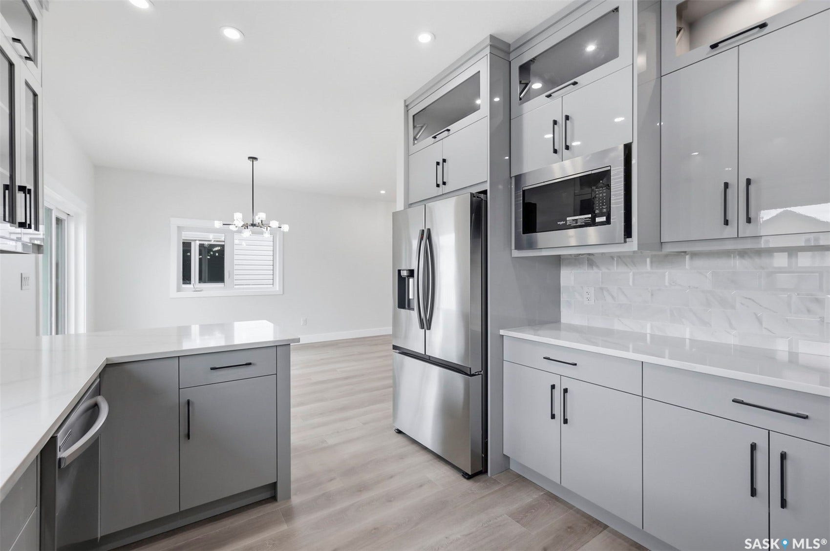 1215 Nightingale Terrace, Saskatoon SK S7L 7R6