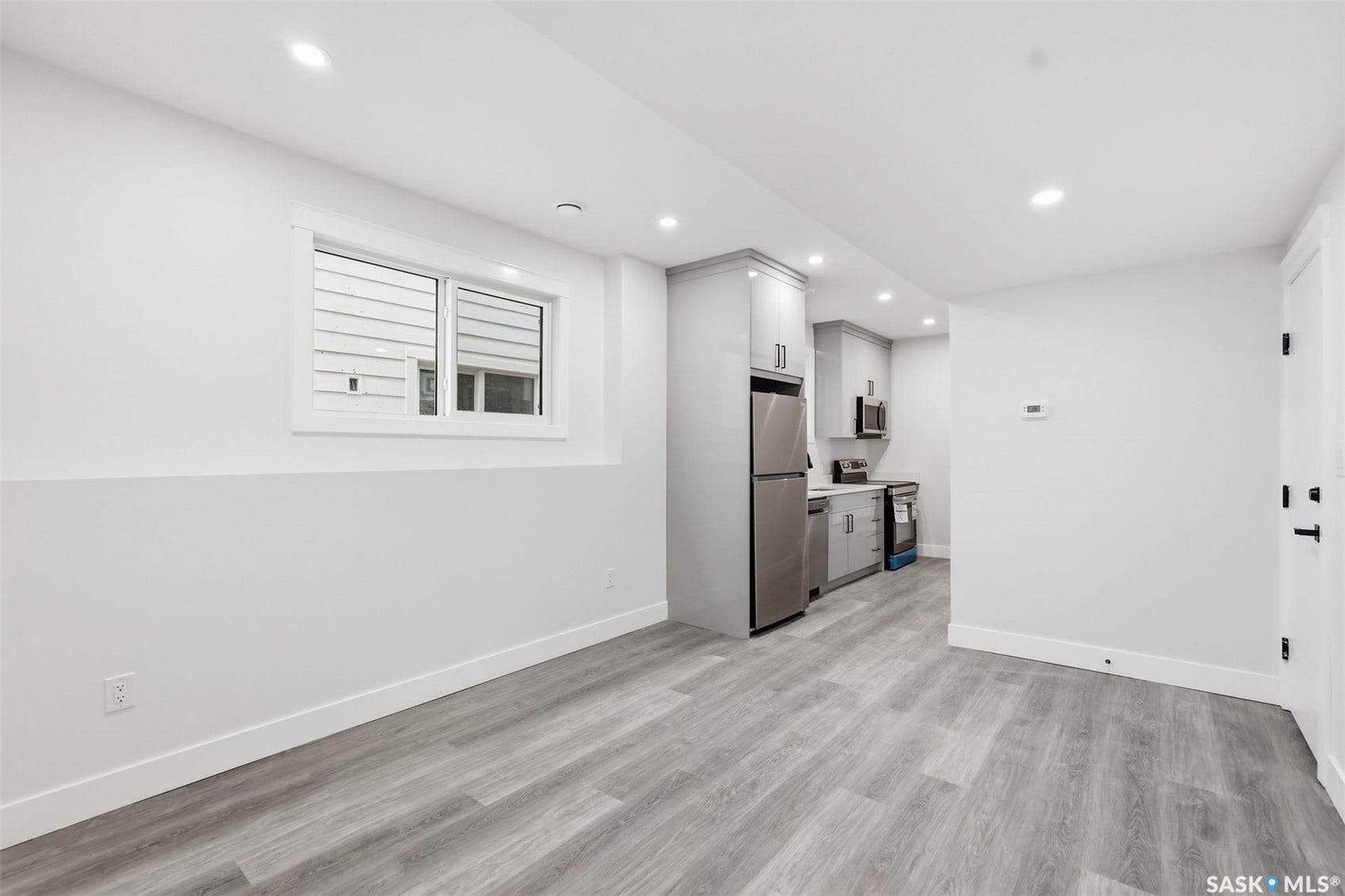 1215 Nightingale Terrace, Saskatoon SK S7L 7R6