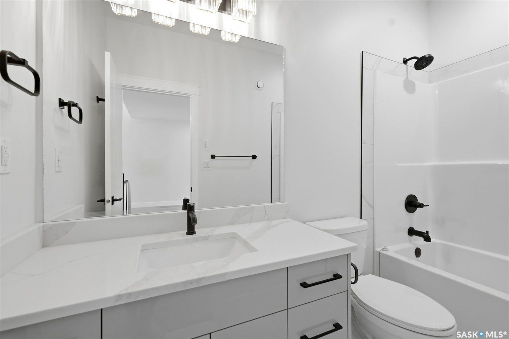 1215 Nightingale Terrace, Saskatoon SK S7L 7R6
