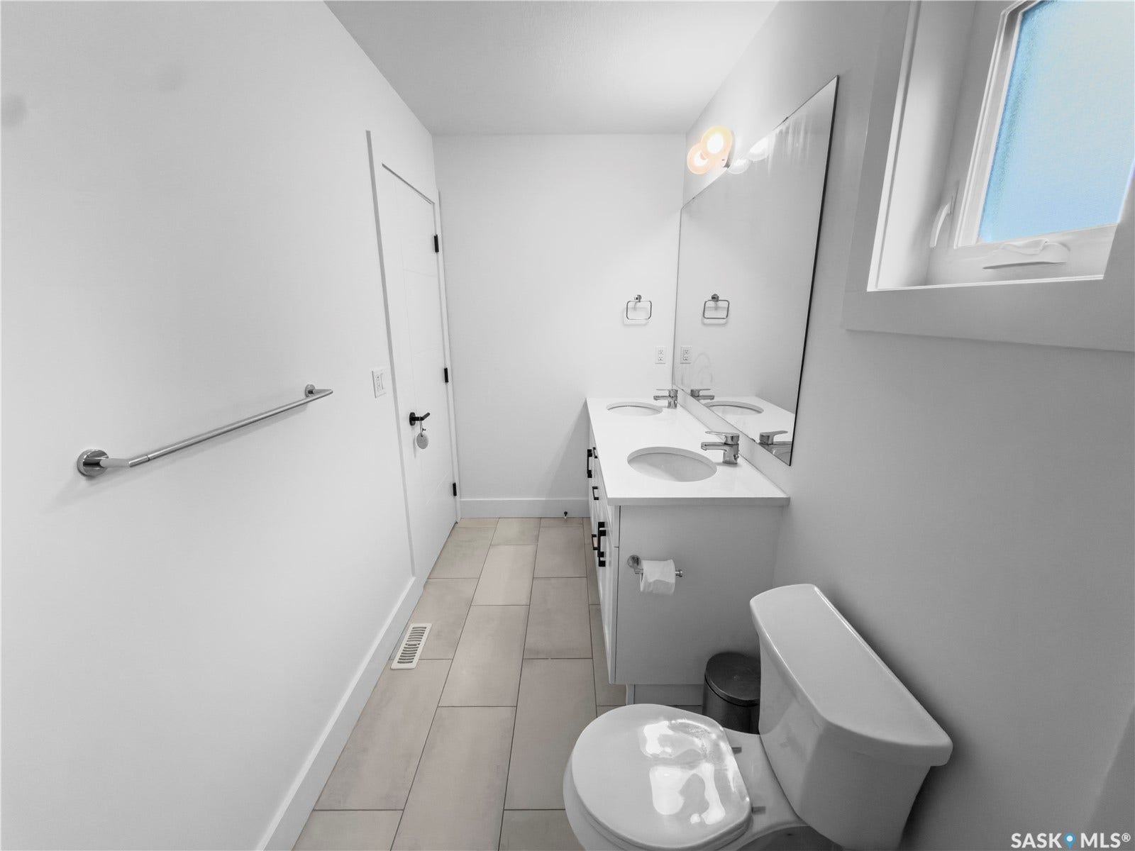 2807 Rosewood Drive, Saskatoon SK S7V 1R4