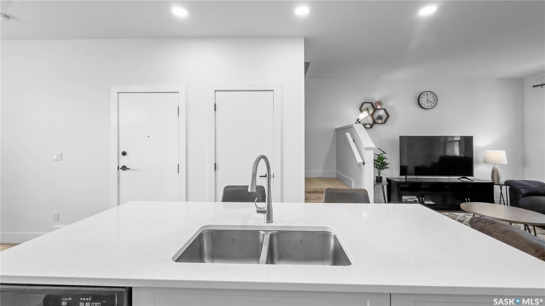 2807 Rosewood Drive, Saskatoon SK S7V 1R4