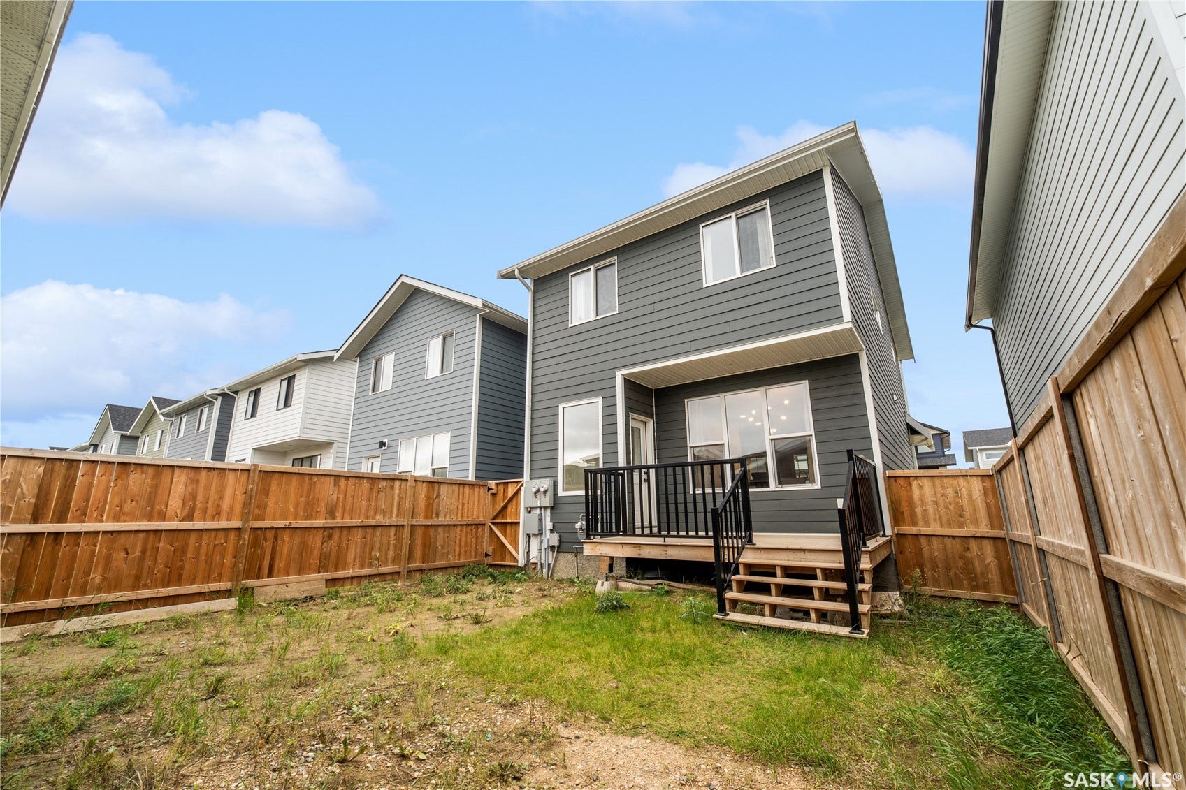 2807 Rosewood Drive, Saskatoon SK S7V 1R4