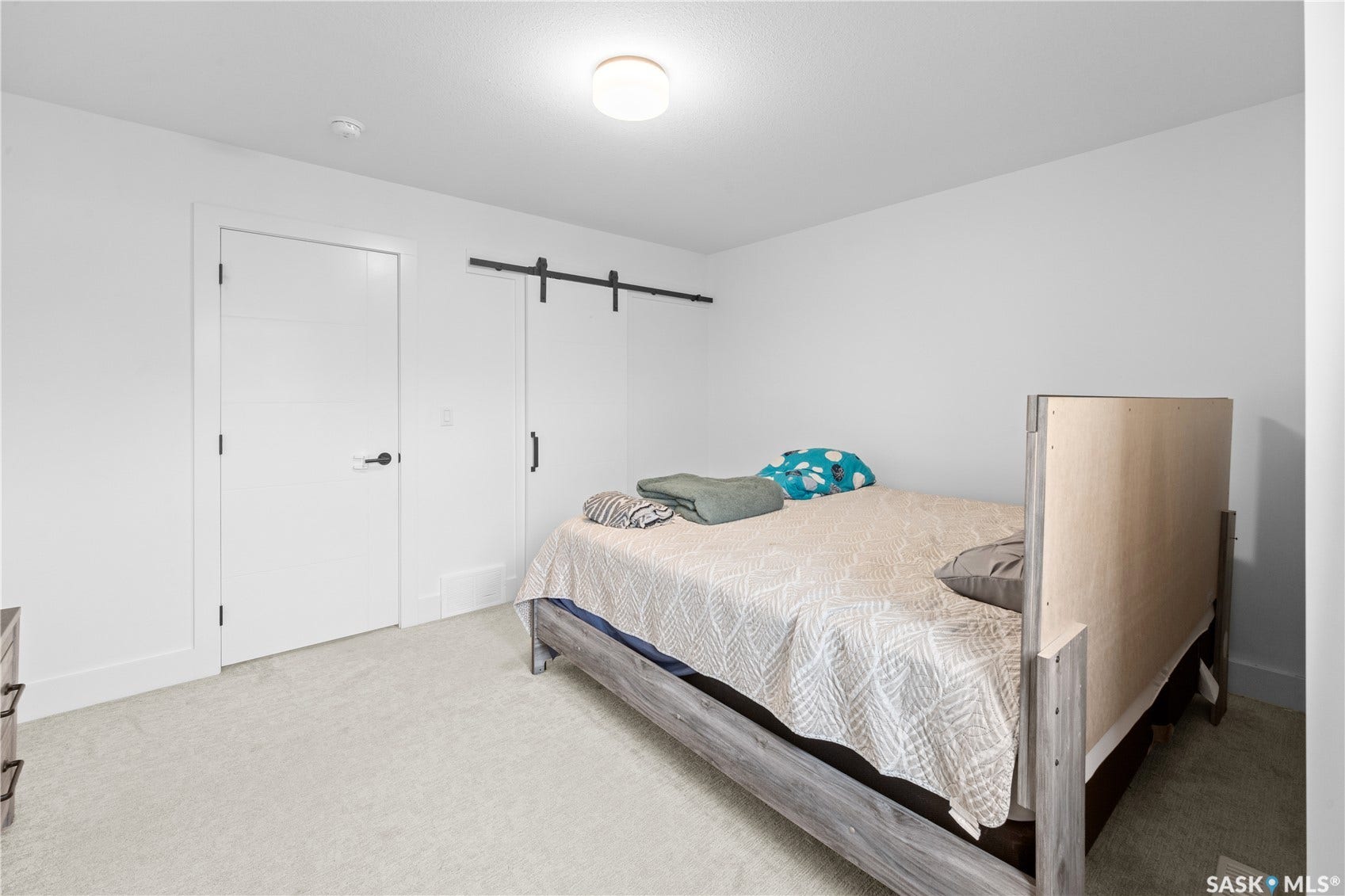 2807 Rosewood Drive, Saskatoon SK S7V 1R4