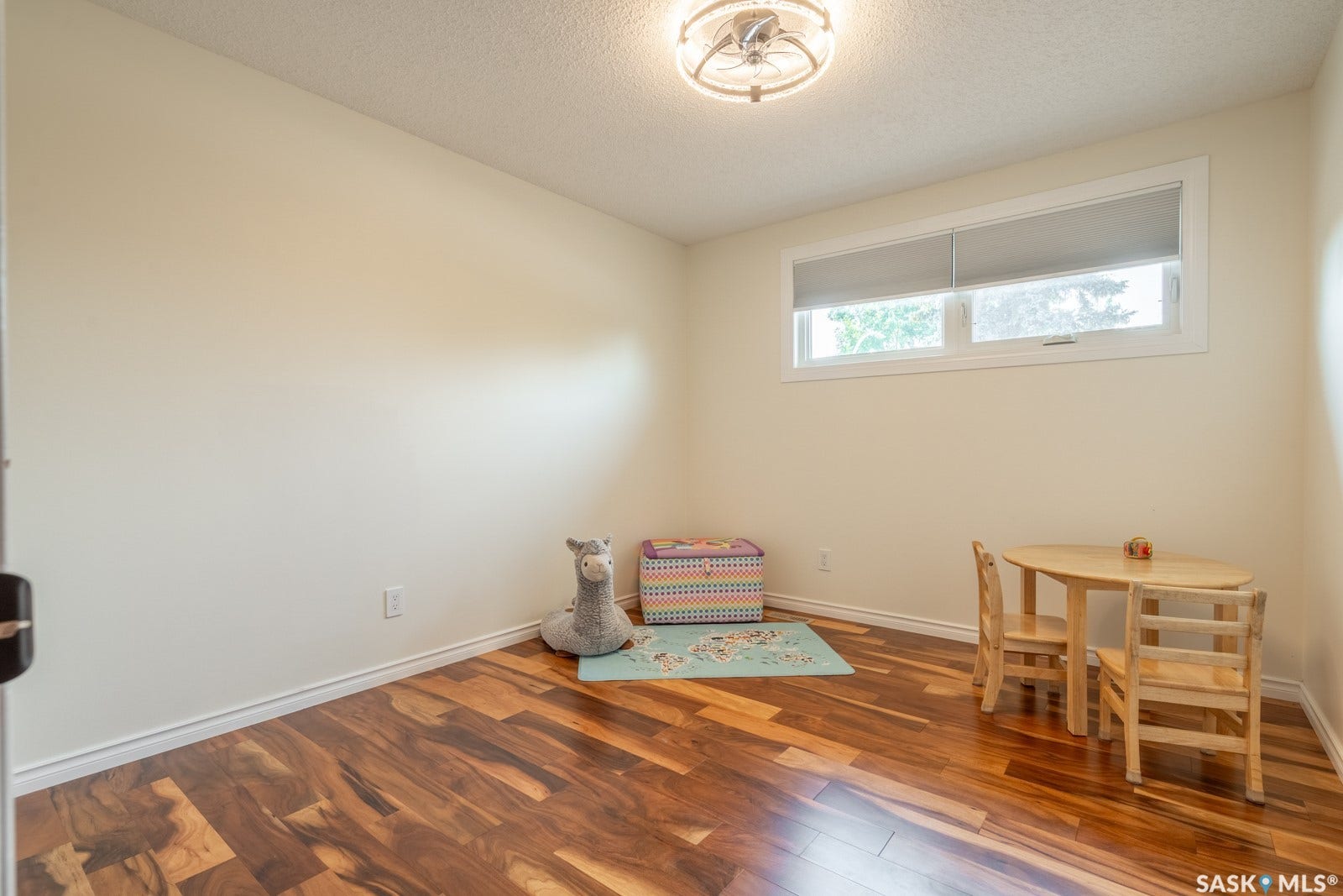 127 Rogers Road, Regina SK S4S 6T7 127 Rogers Road, Regina SK S4S 6T7