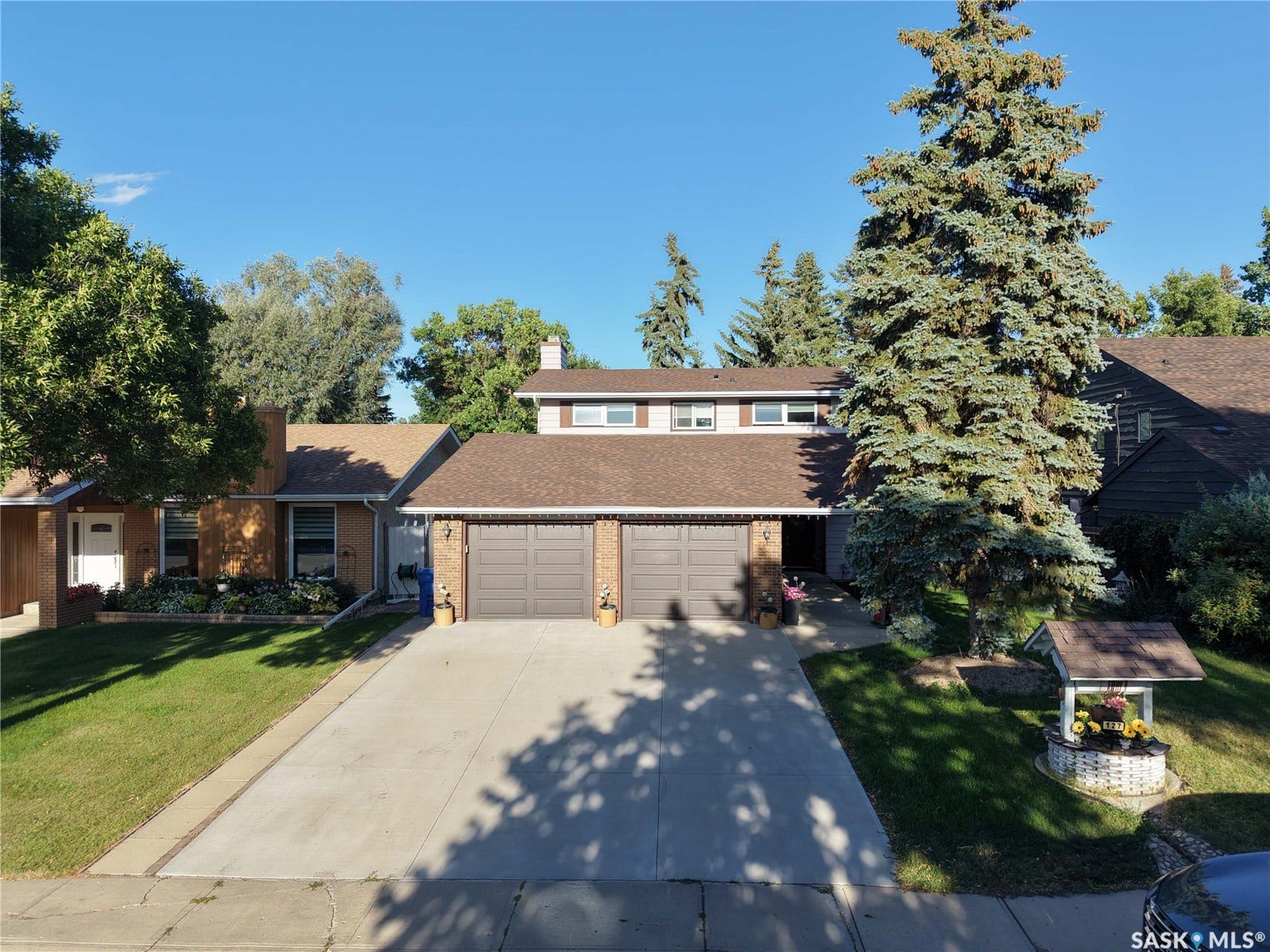 127 Rogers Road, Regina SK S4S 6T7 127 Rogers Road, Regina SK S4S 6T7