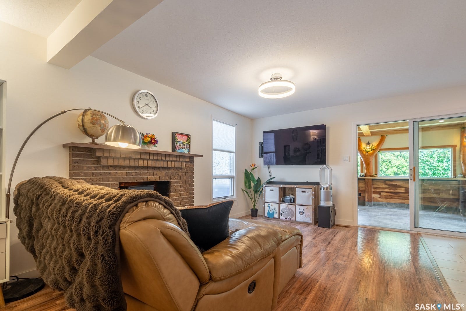 127 Rogers Road, Regina SK S4S 6T7 127 Rogers Road, Regina SK S4S 6T7