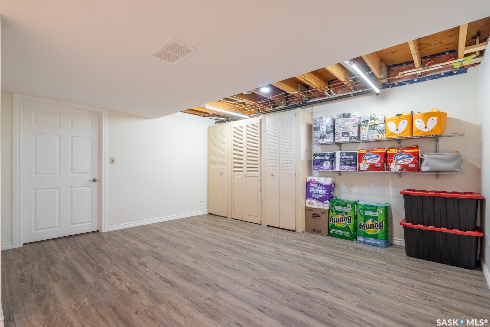 127 Rogers Road, Regina SK S4S 6T7 127 Rogers Road, Regina SK S4S 6T7