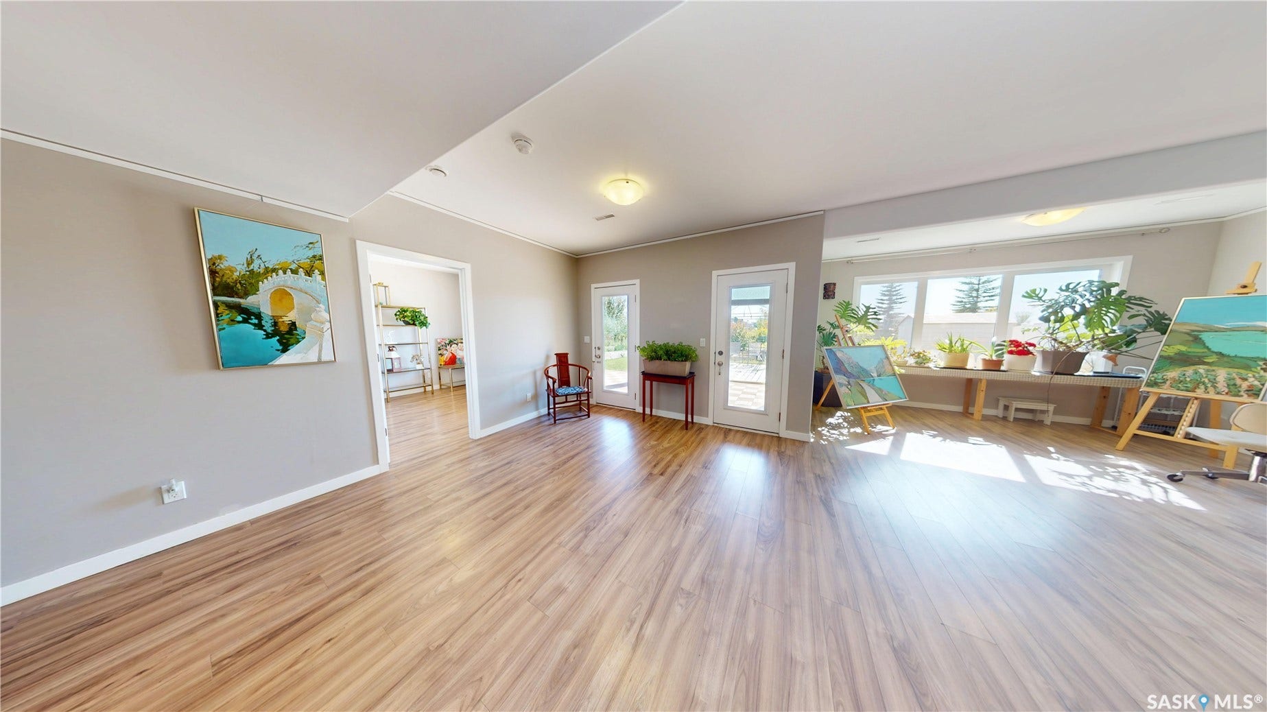 242 Whalley Crescent, Saskatoon SK S7T 0N9