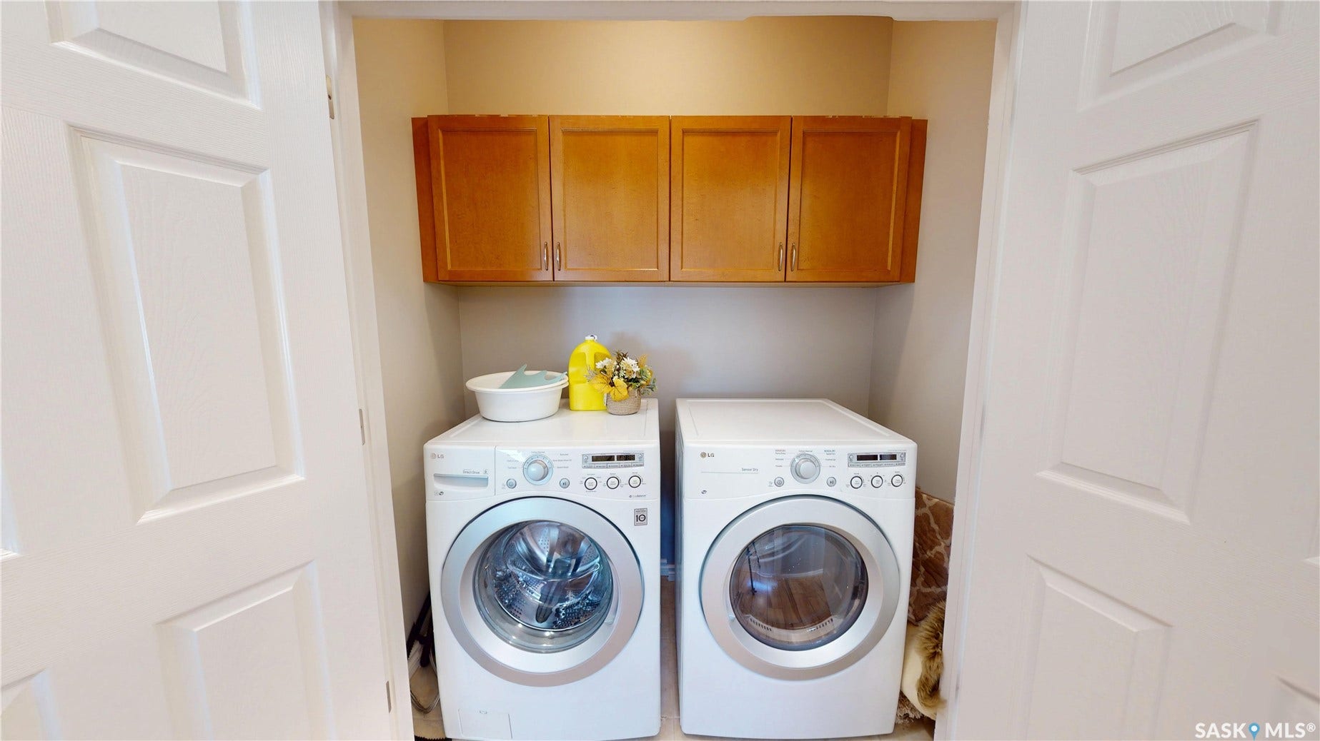 242 Whalley Crescent, Saskatoon SK S7T 0N9