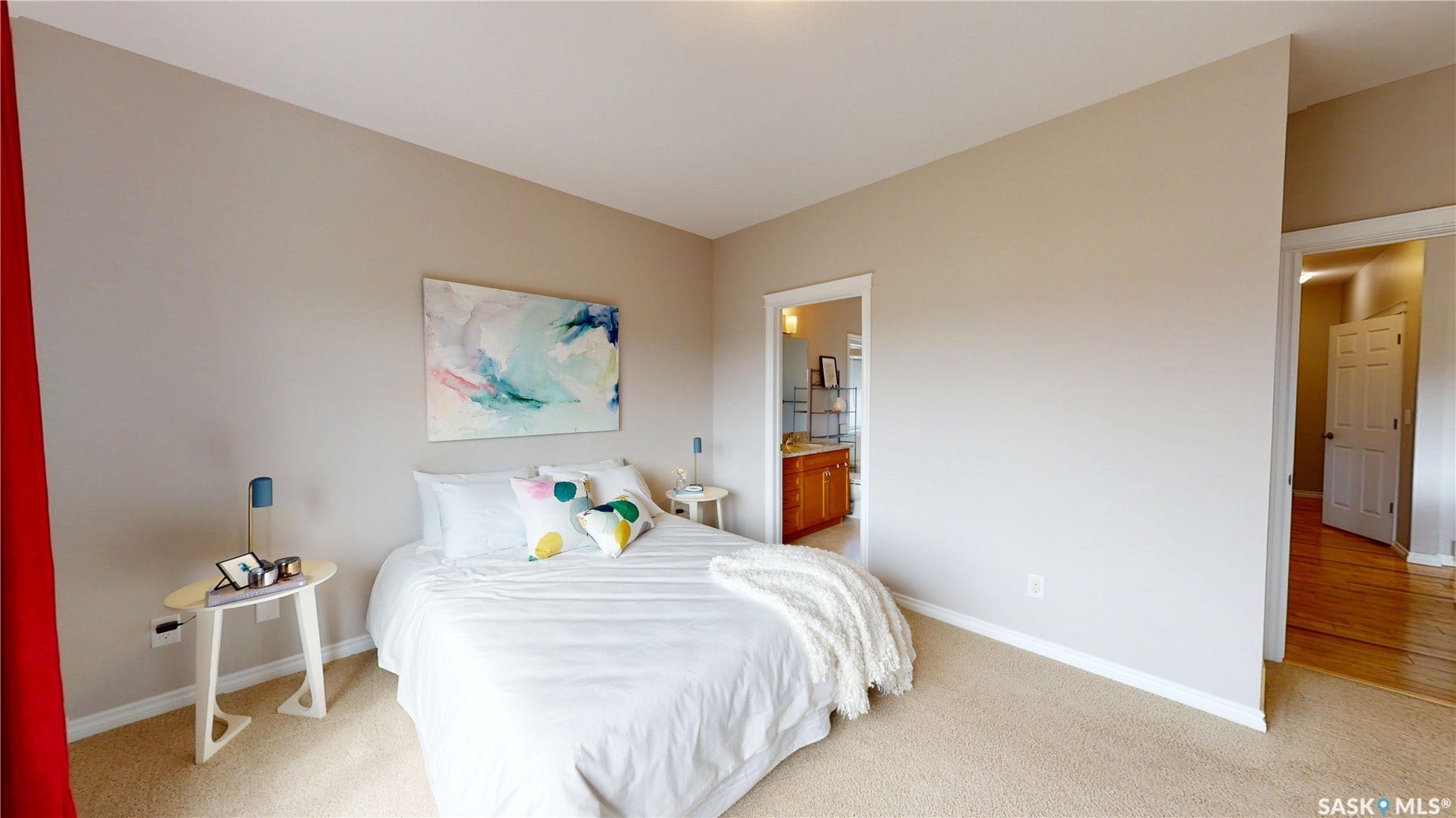 242 Whalley Crescent, Saskatoon SK S7T 0N9