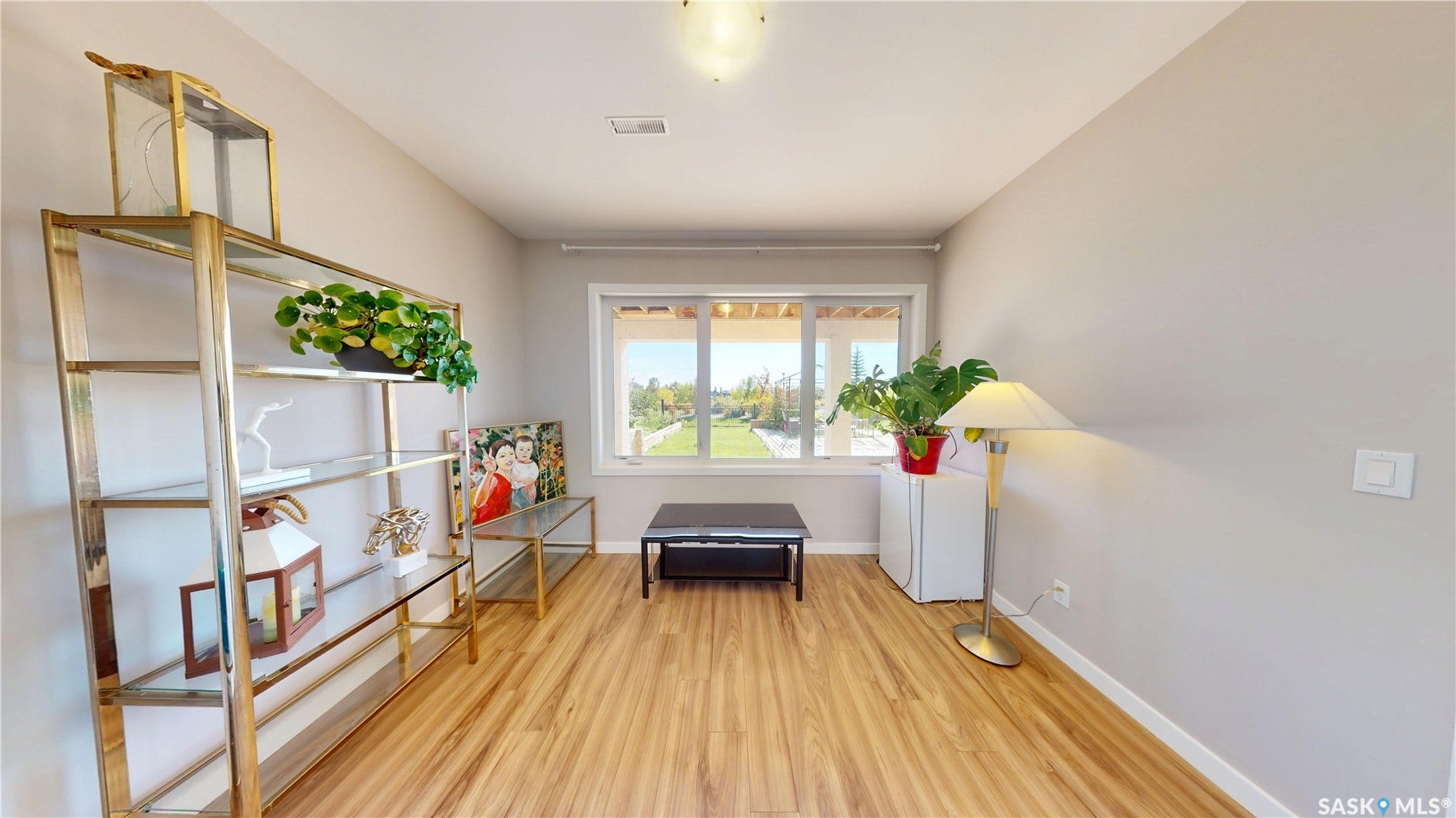 242 Whalley Crescent, Saskatoon SK S7T 0N9