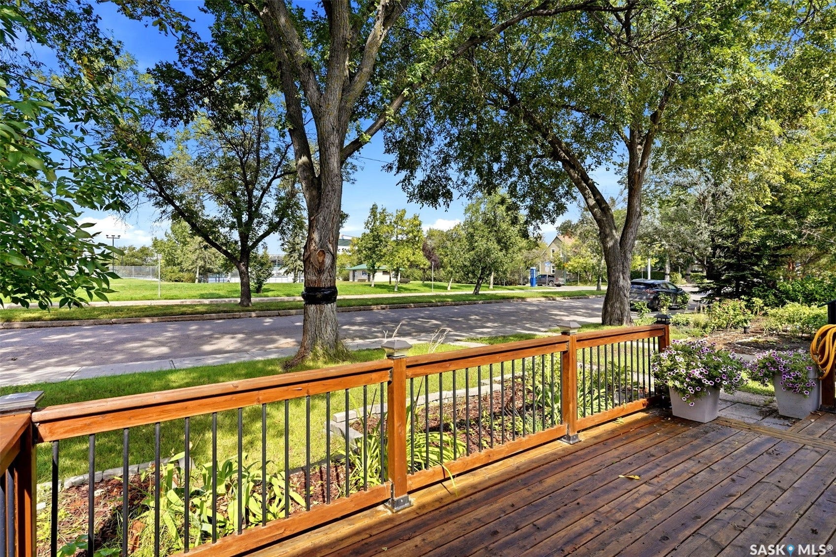 3719 Victoria Avenue, Regina SK S4T 1M5