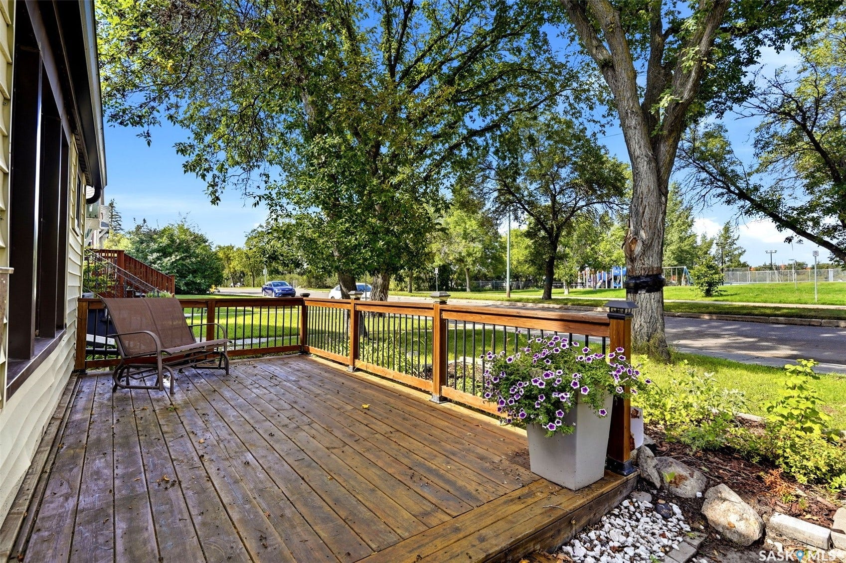 3719 Victoria Avenue, Regina SK S4T 1M5