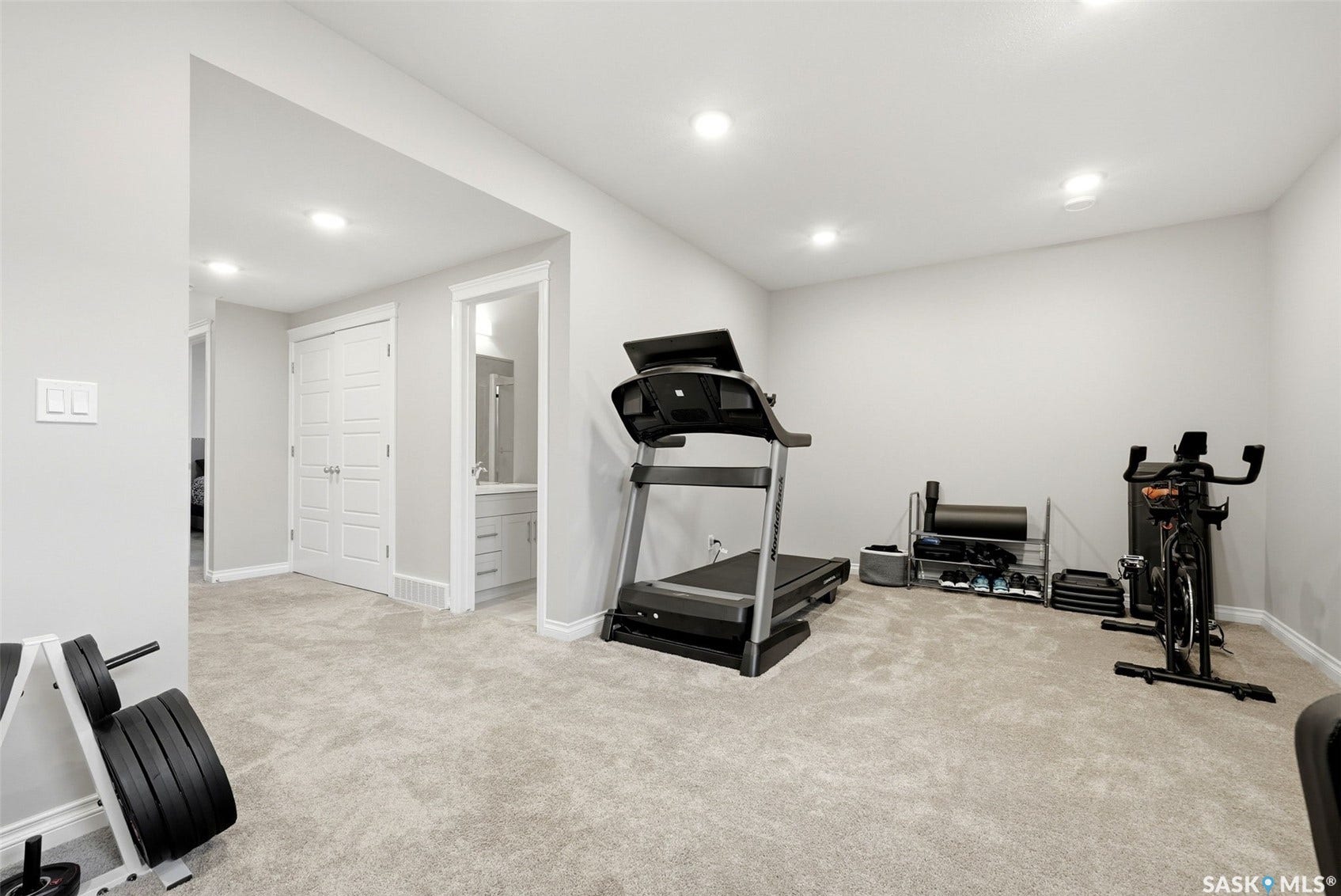 5148 E Green Crescent, Regina SK S4V 3S9