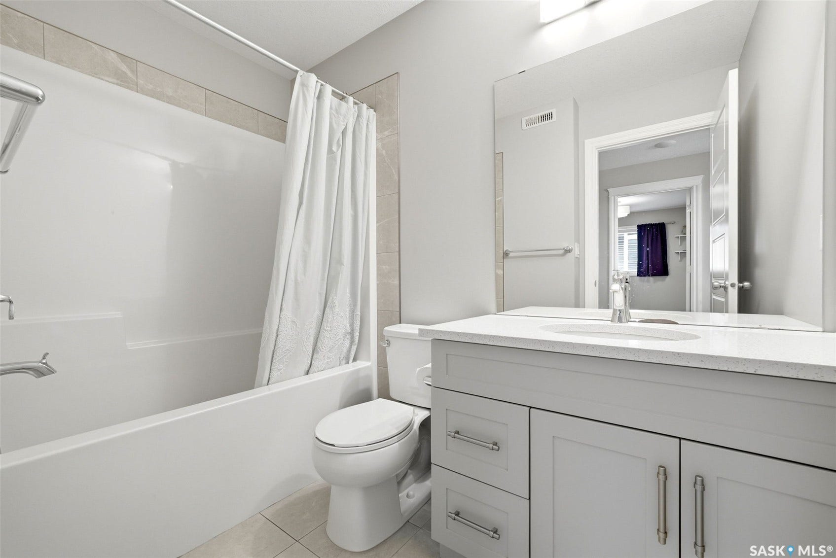 5148 E Green Crescent, Regina SK S4V 3S9
