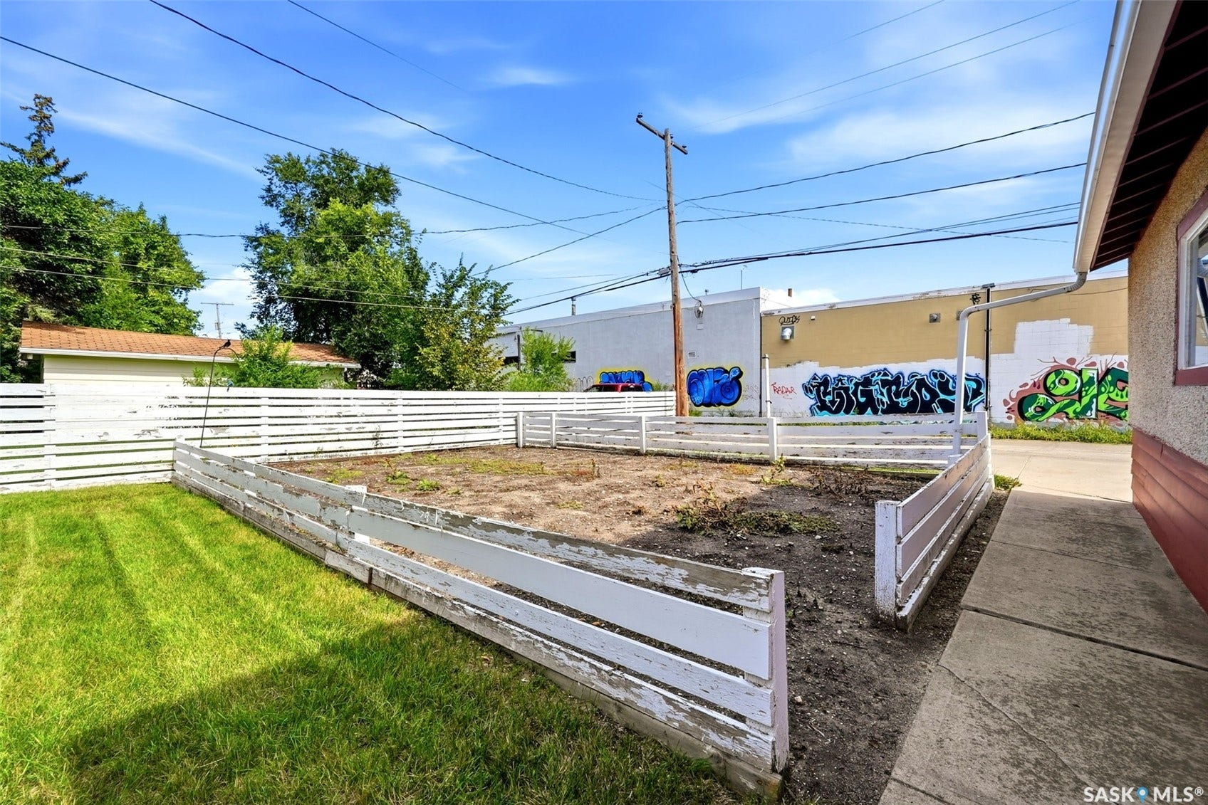 1257 Lindsay Street, Regina SK S4N 3B4