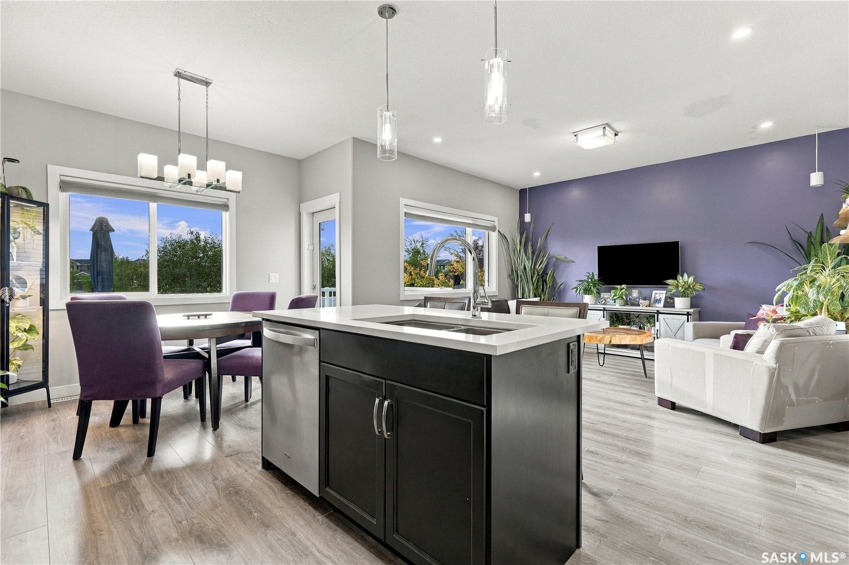 8113 Barley Crescent, Regina SK S4Y 0E7 8113 Barley Crescent, Regina SK S4Y 0E7