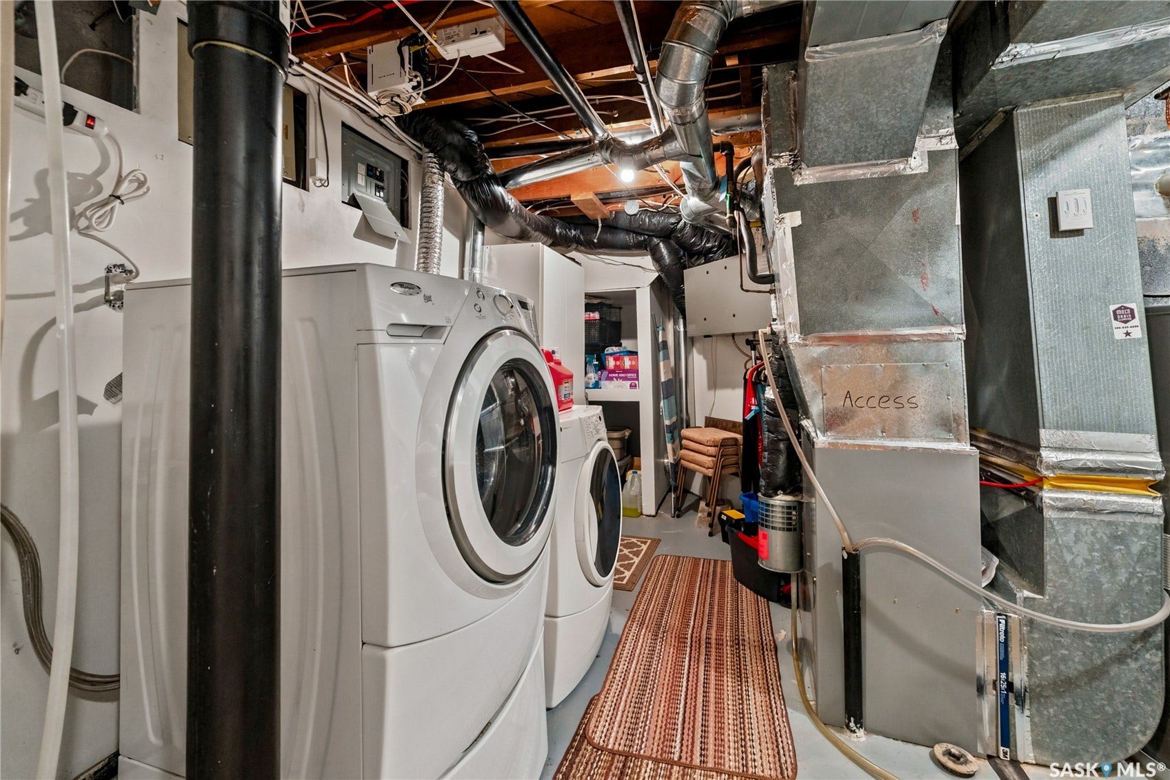 laundry in utility room