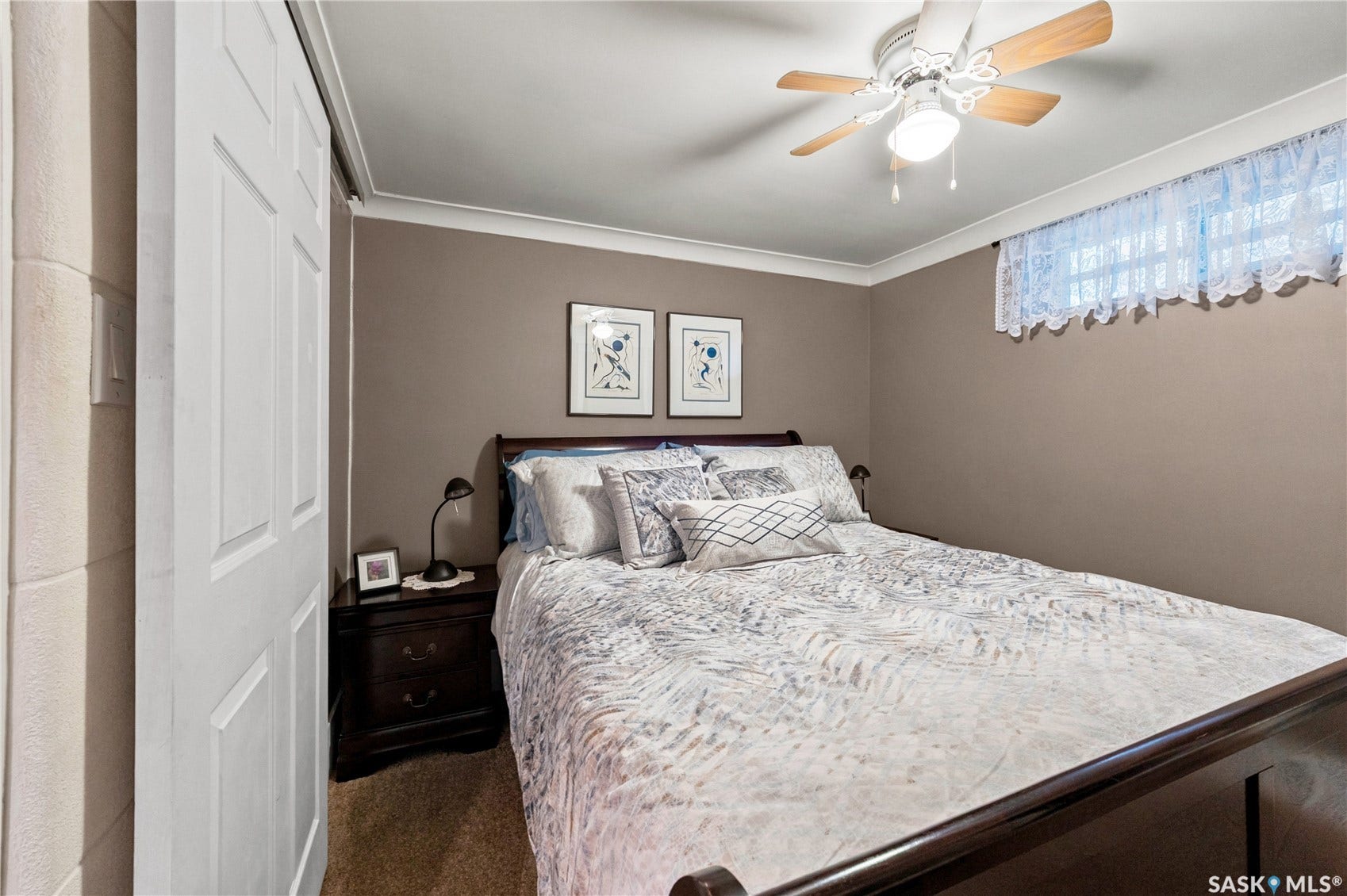basement bedroom (windows may not be egress)