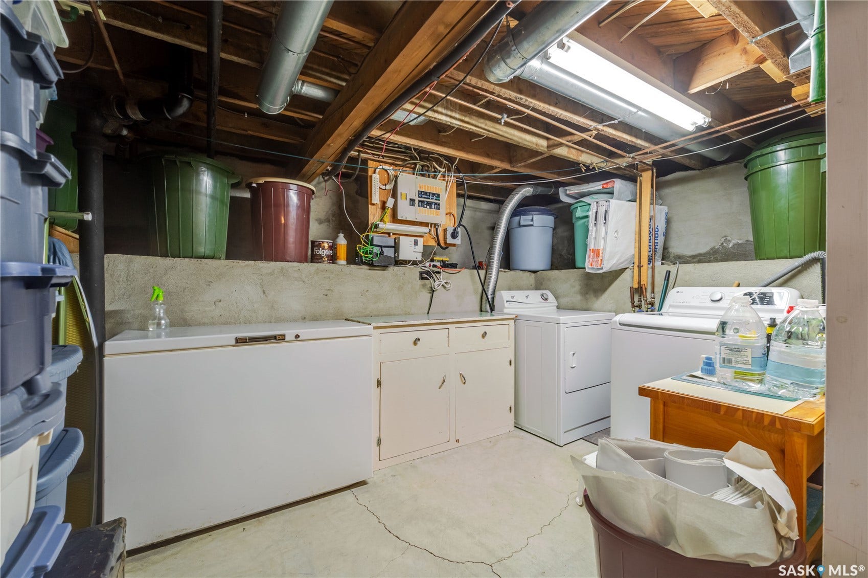 954 Hochelaga Street W, Moose Jaw SK S6H 2H8