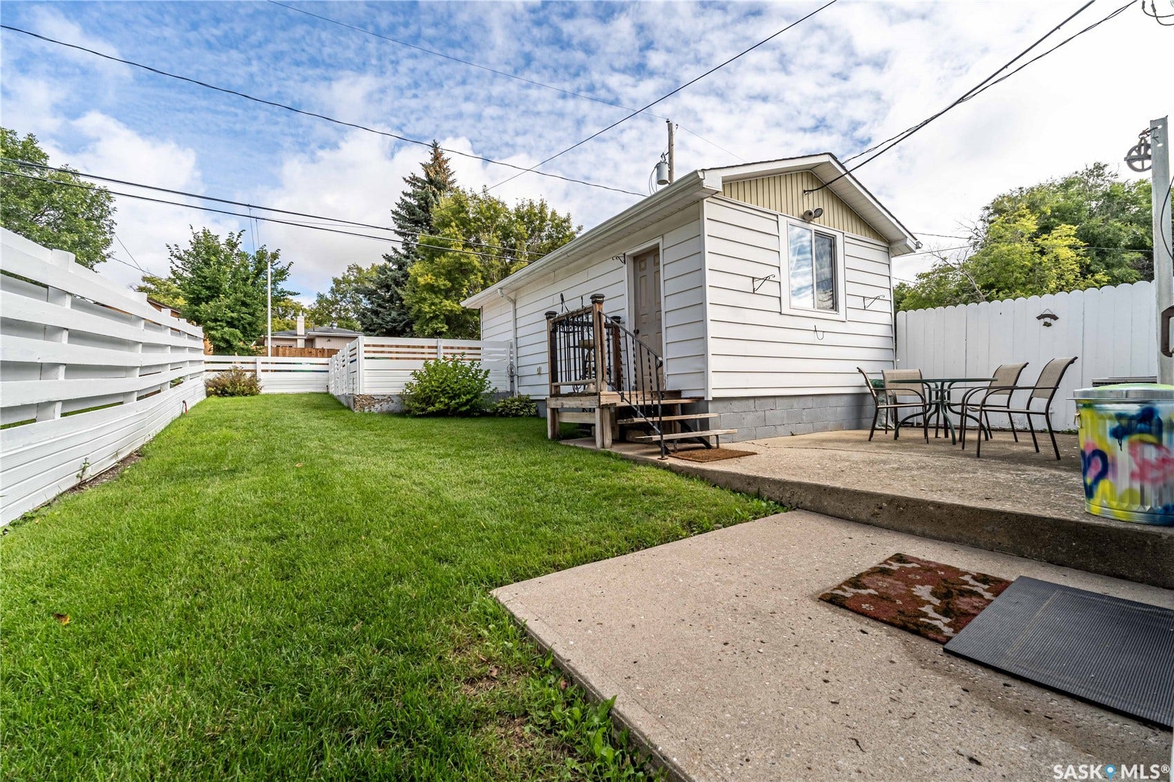 954 Hochelaga Street W, Moose Jaw SK S6H 2H8