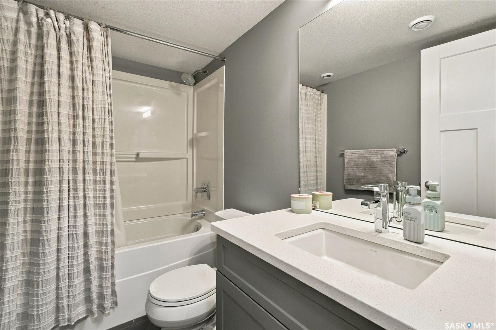 311 Dagnone Crescent, Saskatoon SK S7V 0P7